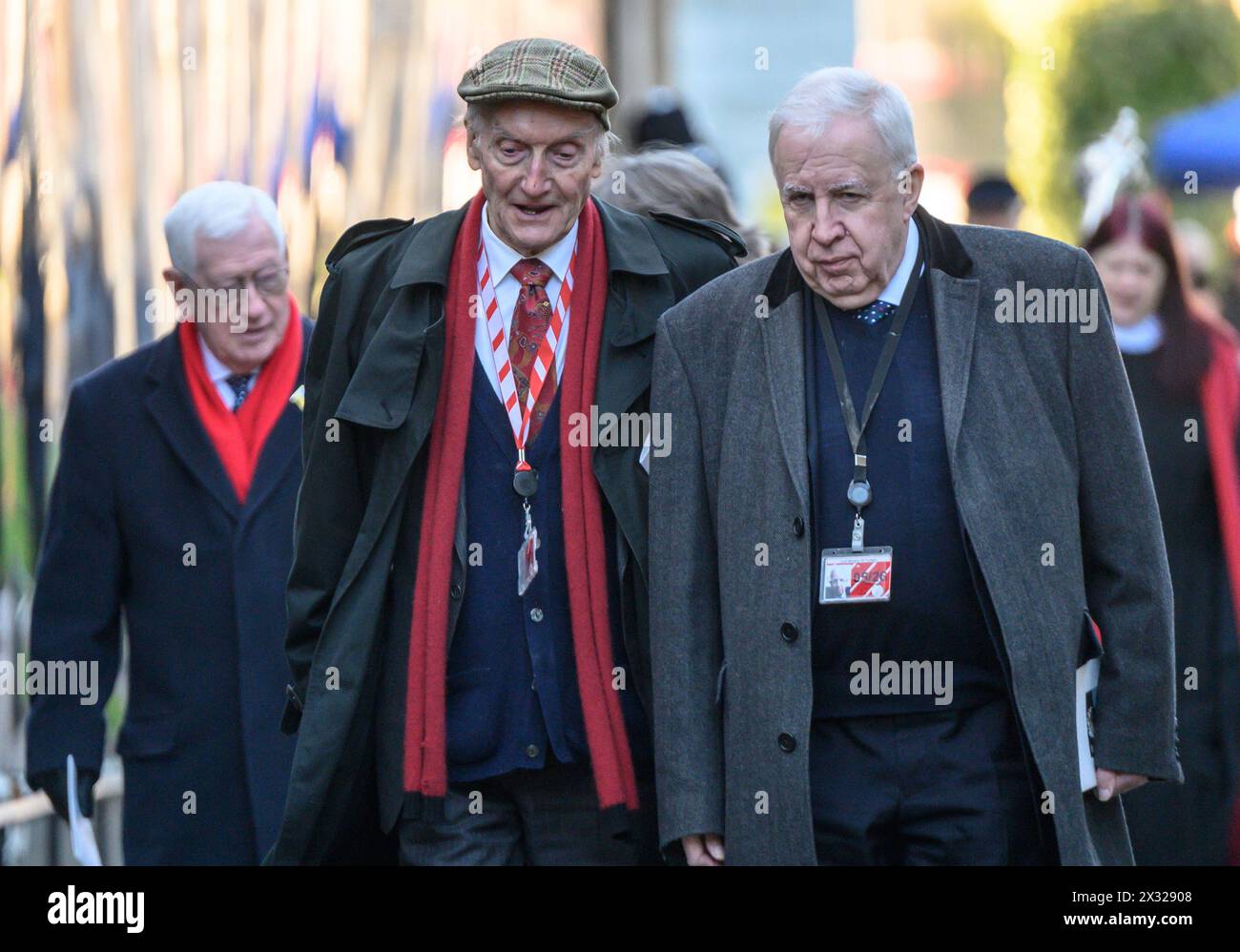 Donald Anderson (Baron Anderson of Swansea) and Paul Peter Murphy (Baron Murphy of Torfaen) leaving the memorial service for Betty Boothroyd, former S Stock Photo