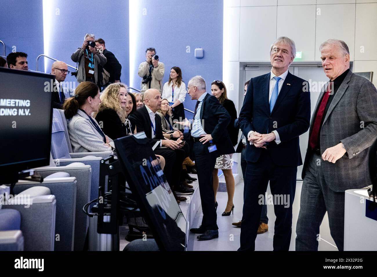 VELDHOVEN - CEO Peter Wennink during the general meeting in the Twinscan Auditorium of ASML. ANP ROB ENGELAAR netherlands out - belgium out Stock Photo