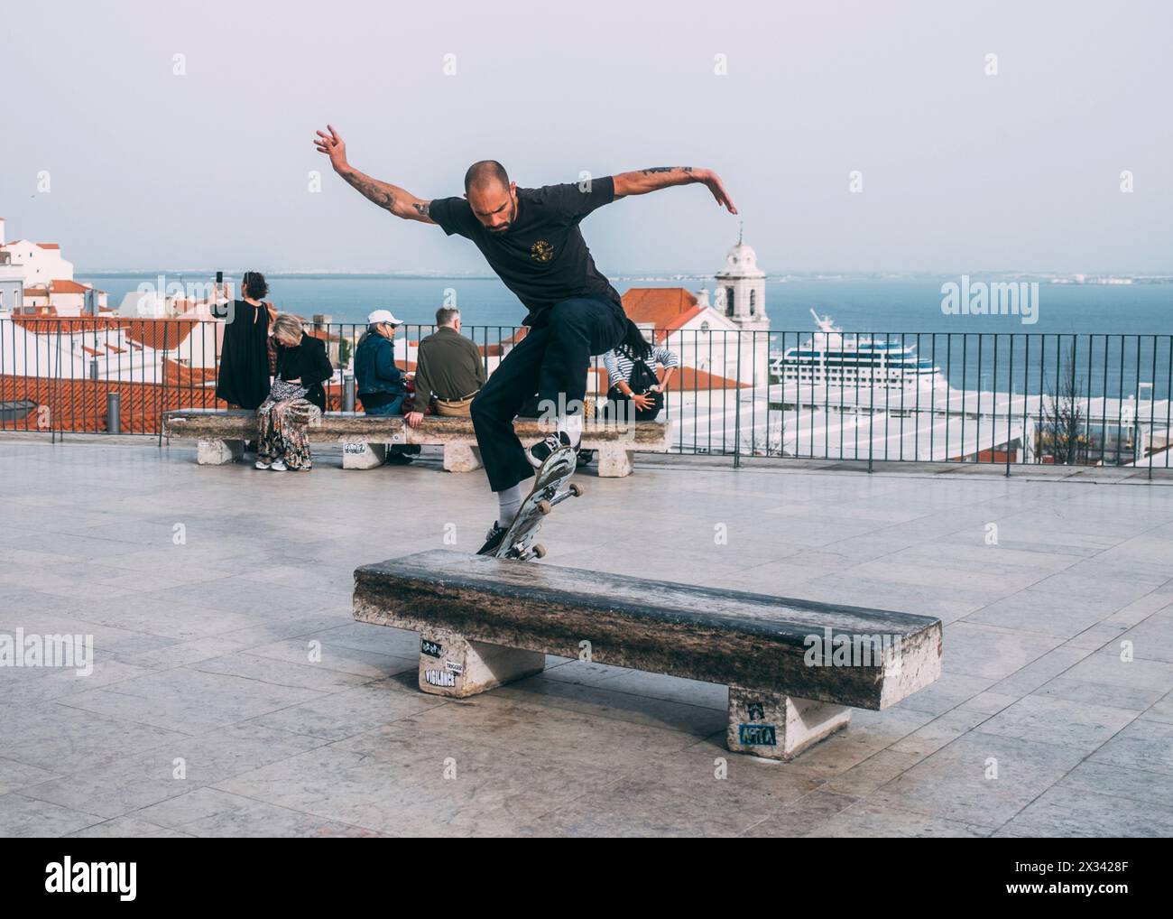 Lisbon, Lissabon, 23.03.2024: Travelpictures Lisbon, Skateboarder makes some tricks. Stock Photo