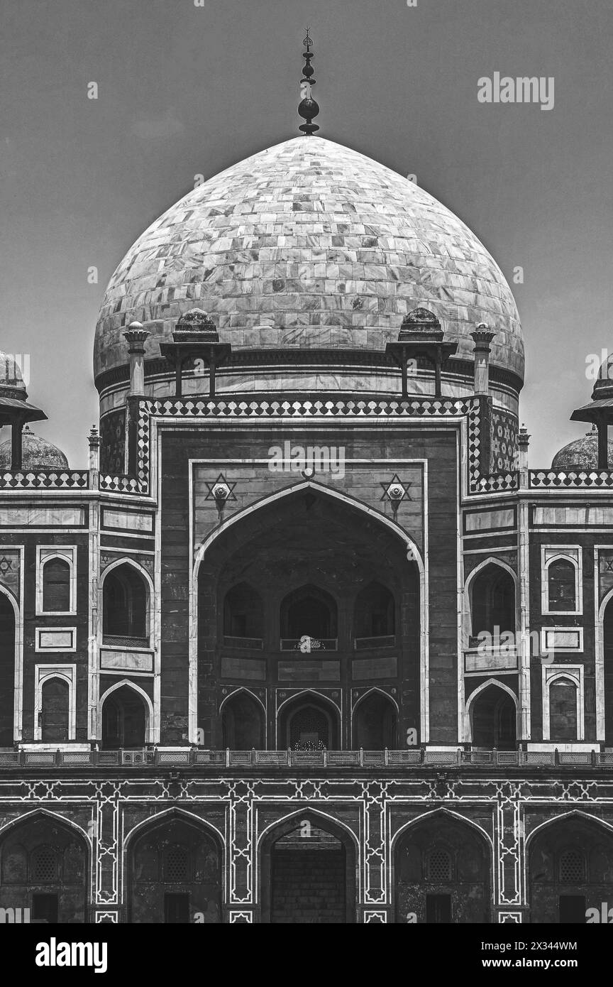 06 11 2004 Vintage Old Black and White Photo of Humayun tomb a UNESCO ...