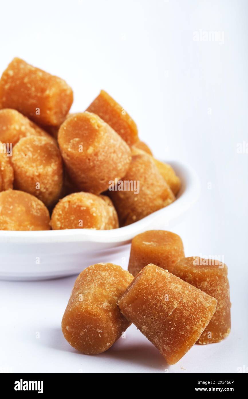 Organic Gur or Jaggery Powder and cubes, Jaggery is used as an ...