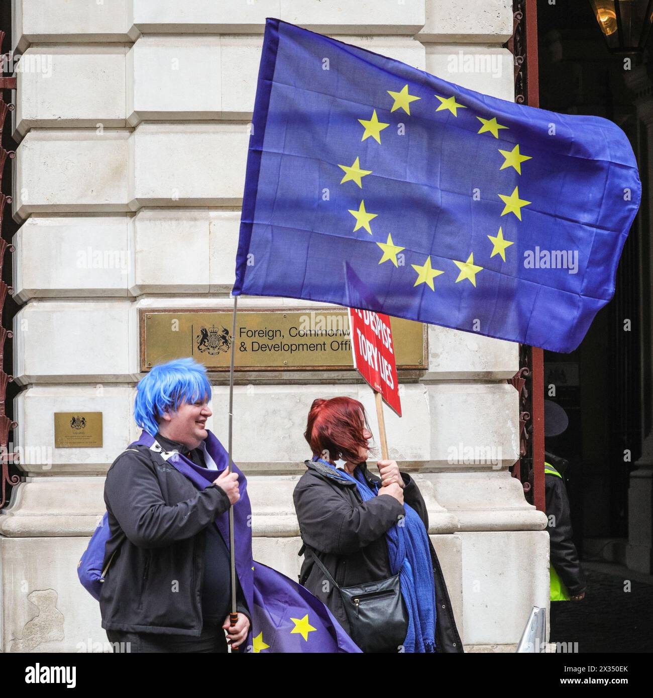 Random Brexit Man Westminster, London, UK. 24th Apr, 2024. Pro-EU, anti-government ...