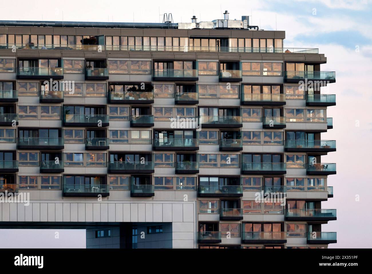 LuxusWohnungen in den Kölner Kranhäusern. Apartments hier gelten als