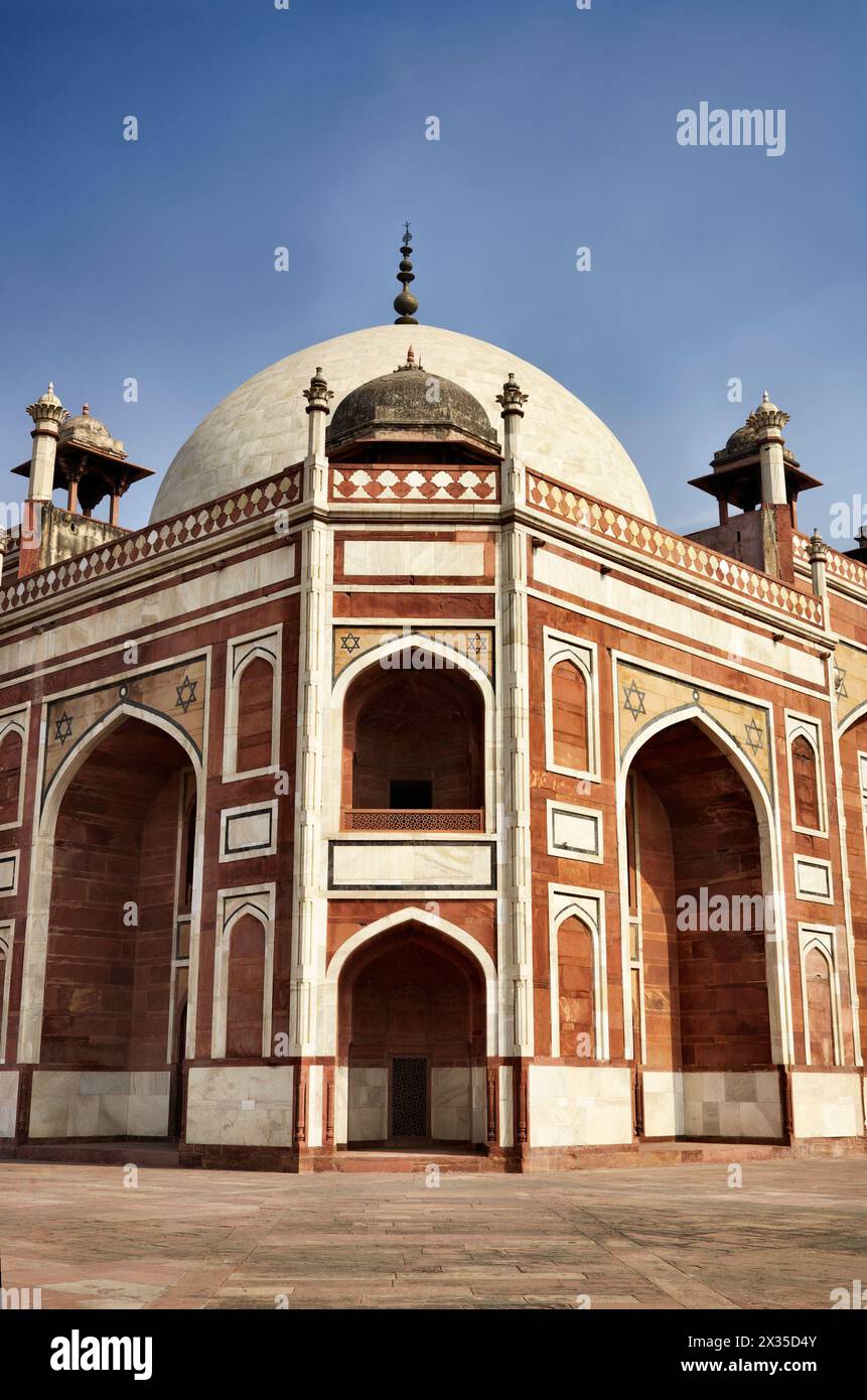 Tomb Example India, Delhi, Humayun's Tomb, built by Hamida Banu Begun in 1565-72 A.D ...