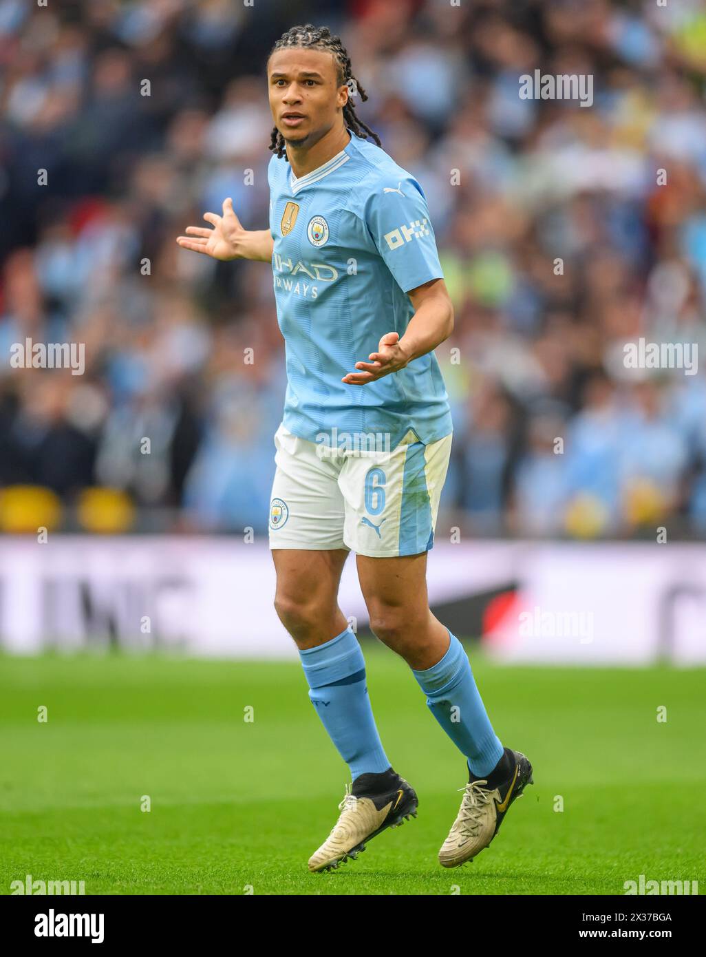 20 Apr 2024 - Manchester City v Chelsea - FA Cup Semi-Final - Wembley. Manchester City's Nathan Ake in action.  Picture : Mark Pain / Alamy Live News Stock Photo