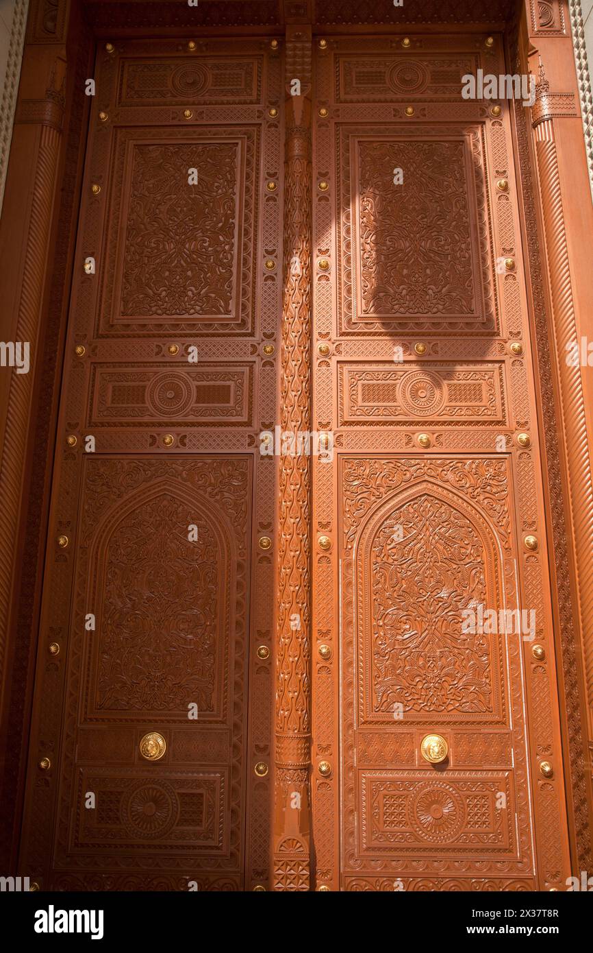 ornate door sultan qaboos grand mosque muscat oman middle east Stock Photo