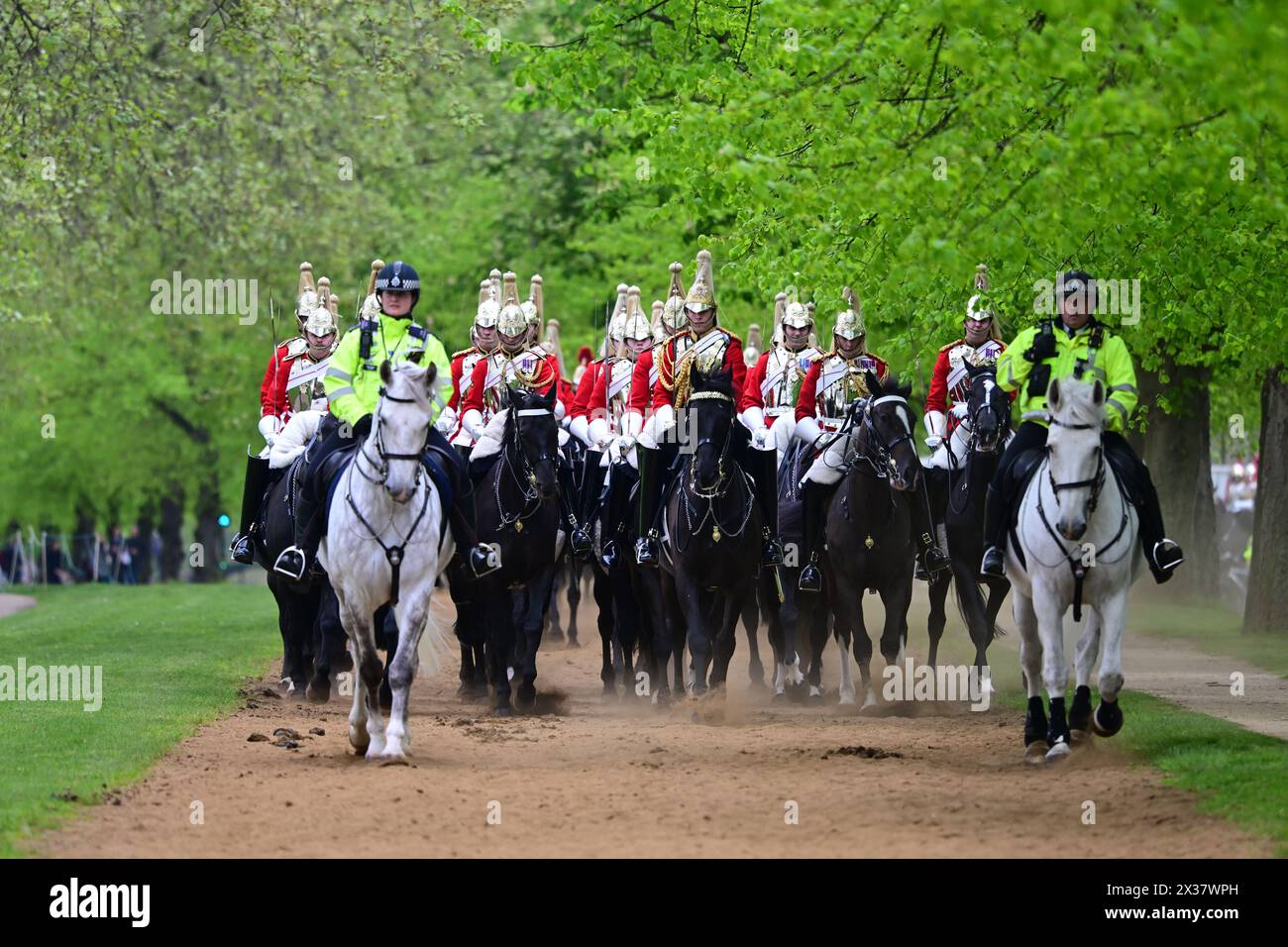 Hyde Park, London, UK. 25th April, 2024. The King's mounted bodyguard ...