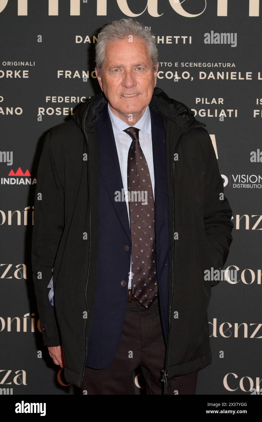 Francesco Rutelli bei der Premiere des Kinofilms Confidenza im Cinema ...
