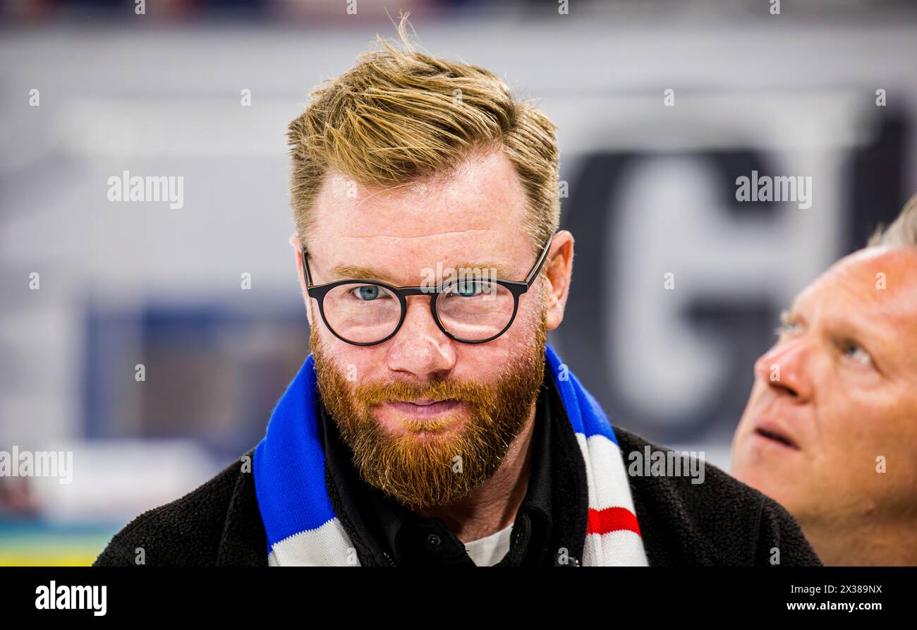 Der 34jährige Robin Figren, welche auf die Saison 2019/2020 zum EHC Kloten stiess und mit den Zürcher Unterländer in die National League aufstieg - fü Stock Photo