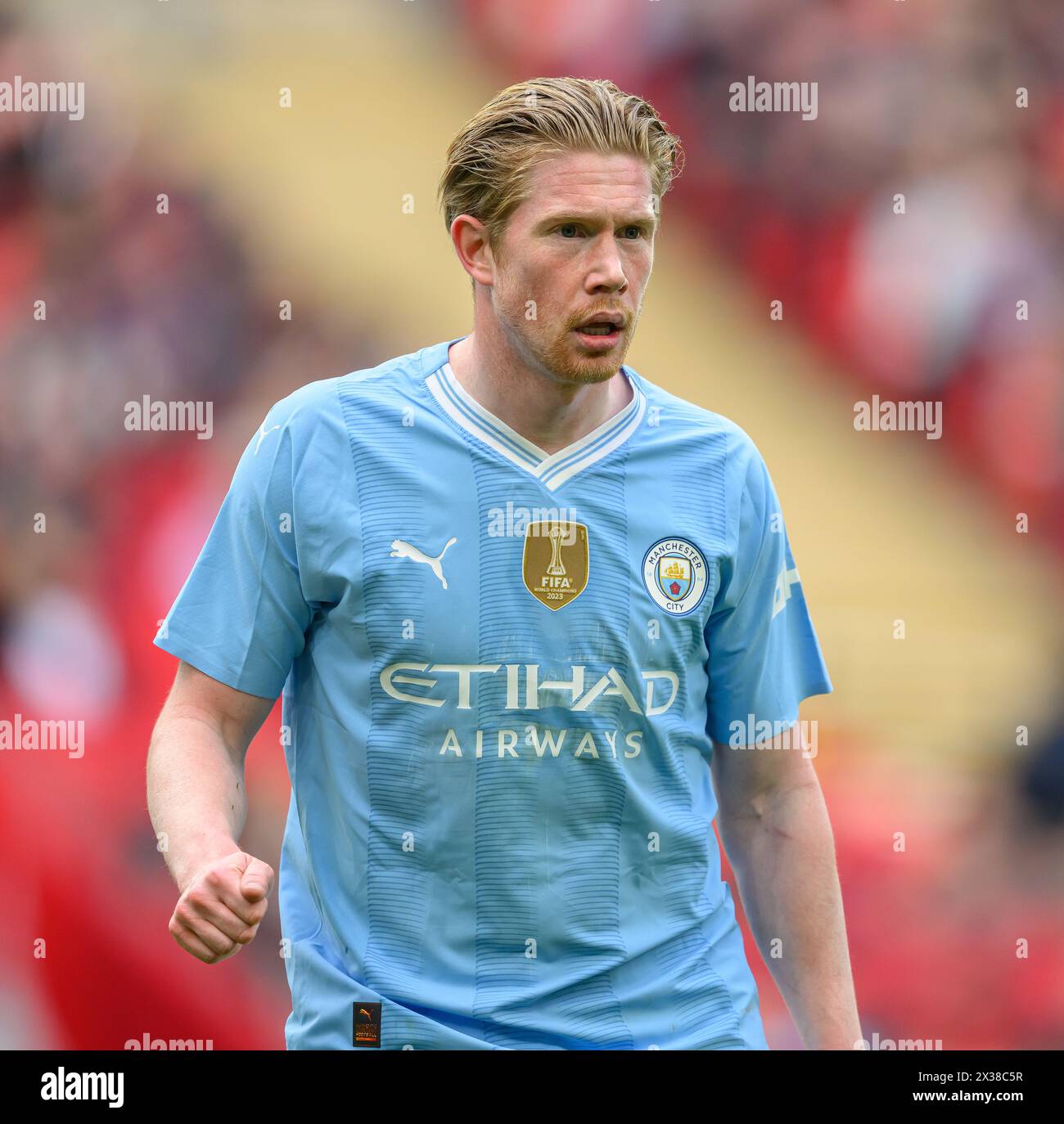 London, UK. 20th Apr, 2024 - Manchester City v Chelsea - FA Cup Semi-Final - Wembley.                                                                         Manchester City's Kevin De Bruyne in action.                                    Picture Credit: Mark Pain / Alamy Live News Stock Photo