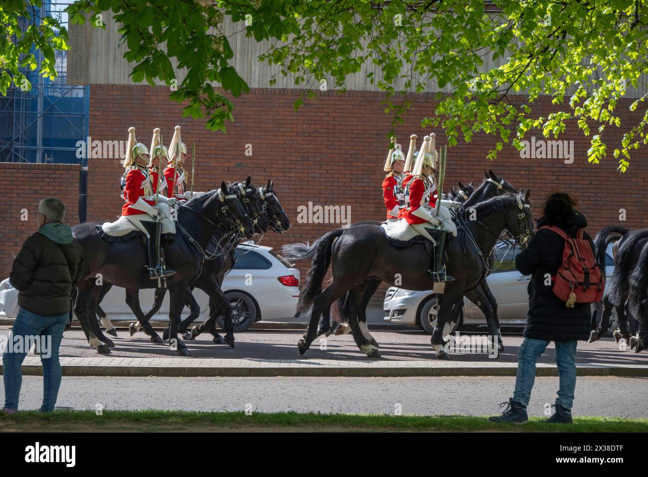 Hyde Park, London, UK. 25th April, 2024. The King's mounted bodyguard ...
