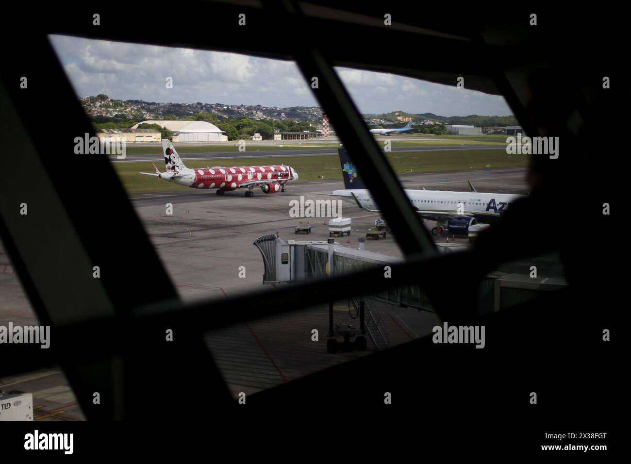 Recife, Brazil. 25th Apr, 2024. PE RECIFE 04/25/2024 RECIFE, AIRPORT MOVEMENT Aircraft