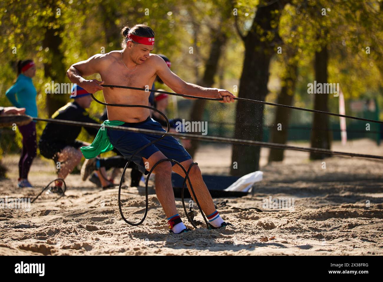Obstacle course rope pull hi-res stock photography and images - Alamy