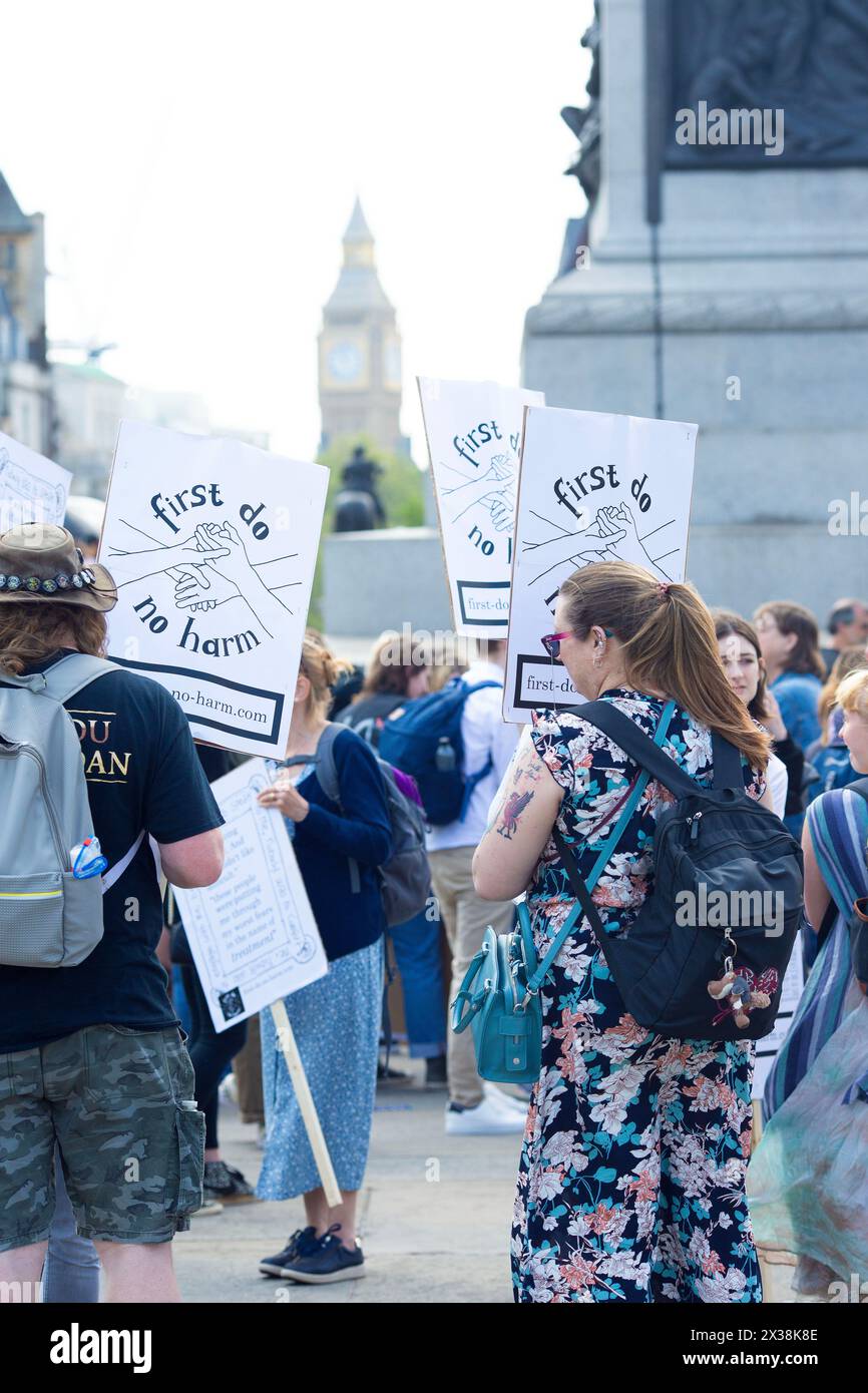 Trafalgar Square, London Stock Photo - Alamy
