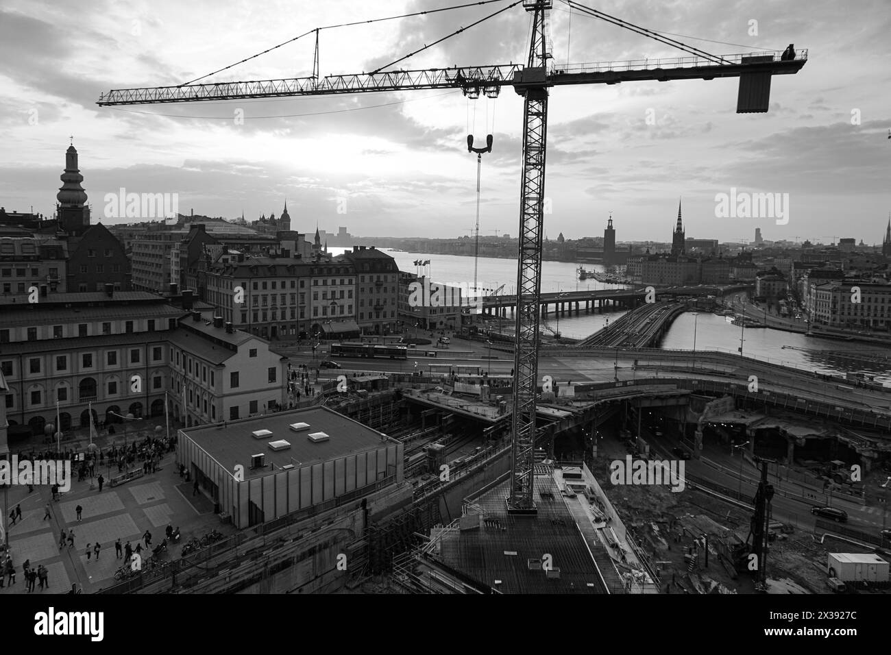 View construction site crane Black and White Stock Photos & Images - Alamy