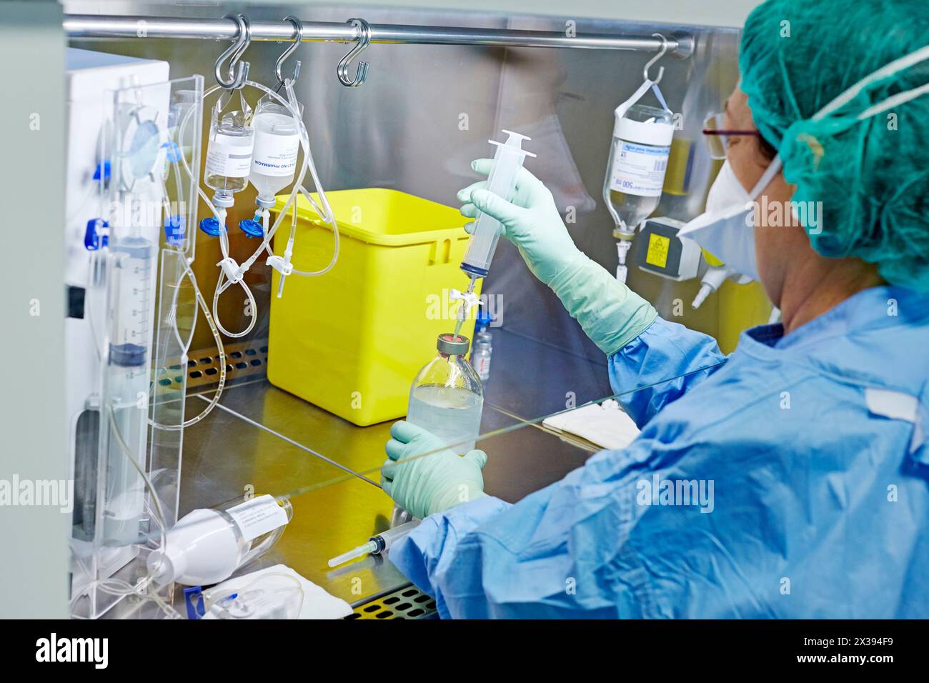 Preparation of drugs in laminar flow hood, epidural anesthesia, Clean