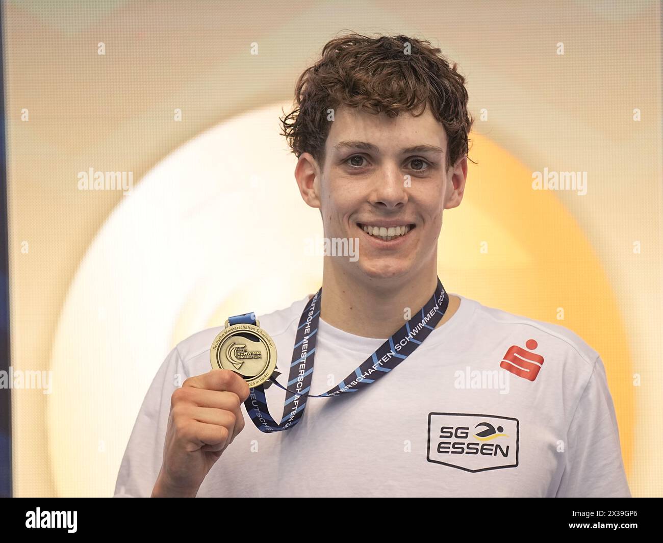 Berlin, Germany. 25th Apr, 2024. Swimming German Championships, award