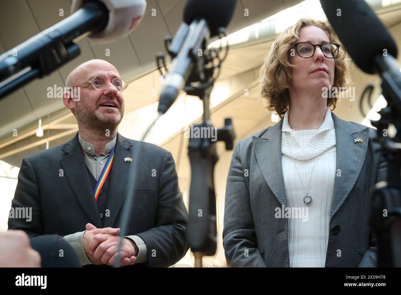 Edinburgh Scotland, UK 25 April 2024.  Scottish Greens Patrick Harvie and Lorna Slater speak with press at the Scottish Parliament.   credit sst/alamy live news Stock Photo