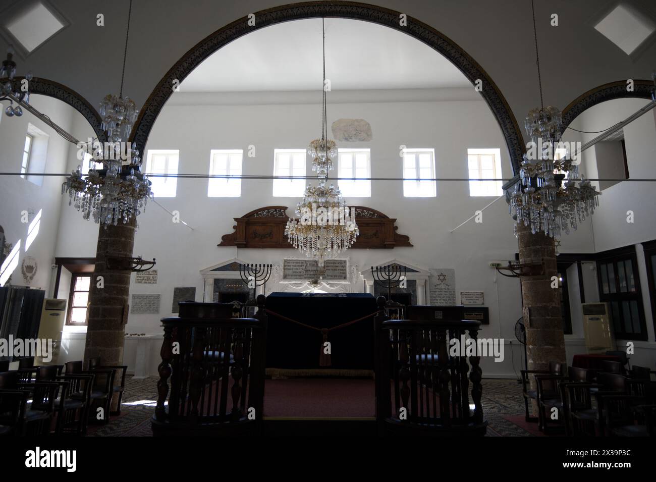 Synagogue Rhodes Old synagogue in greek hi-res stock photography and images - Alamy