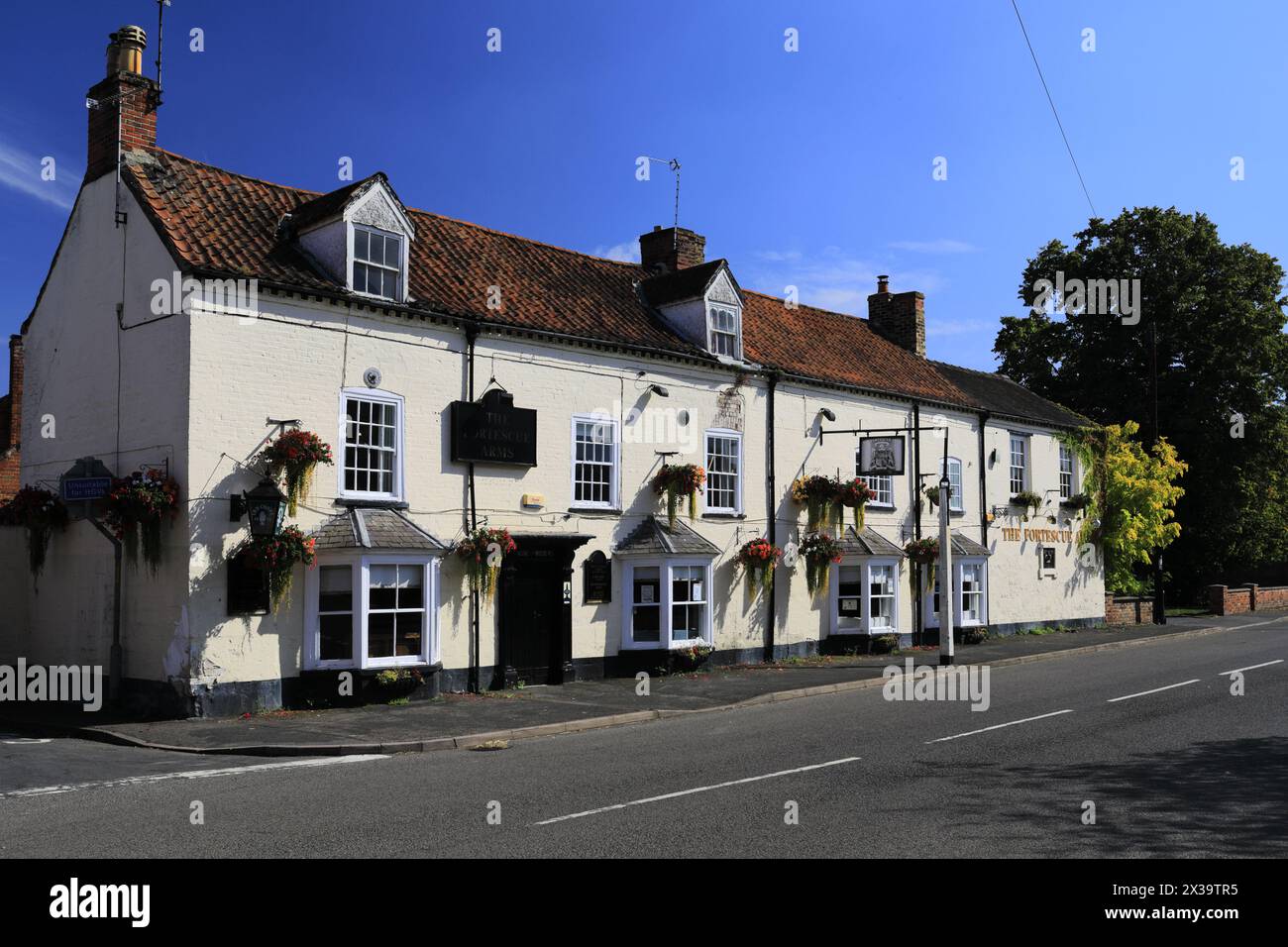The Fortescue Arms pub, Billingborough village, Lincolnshire, England