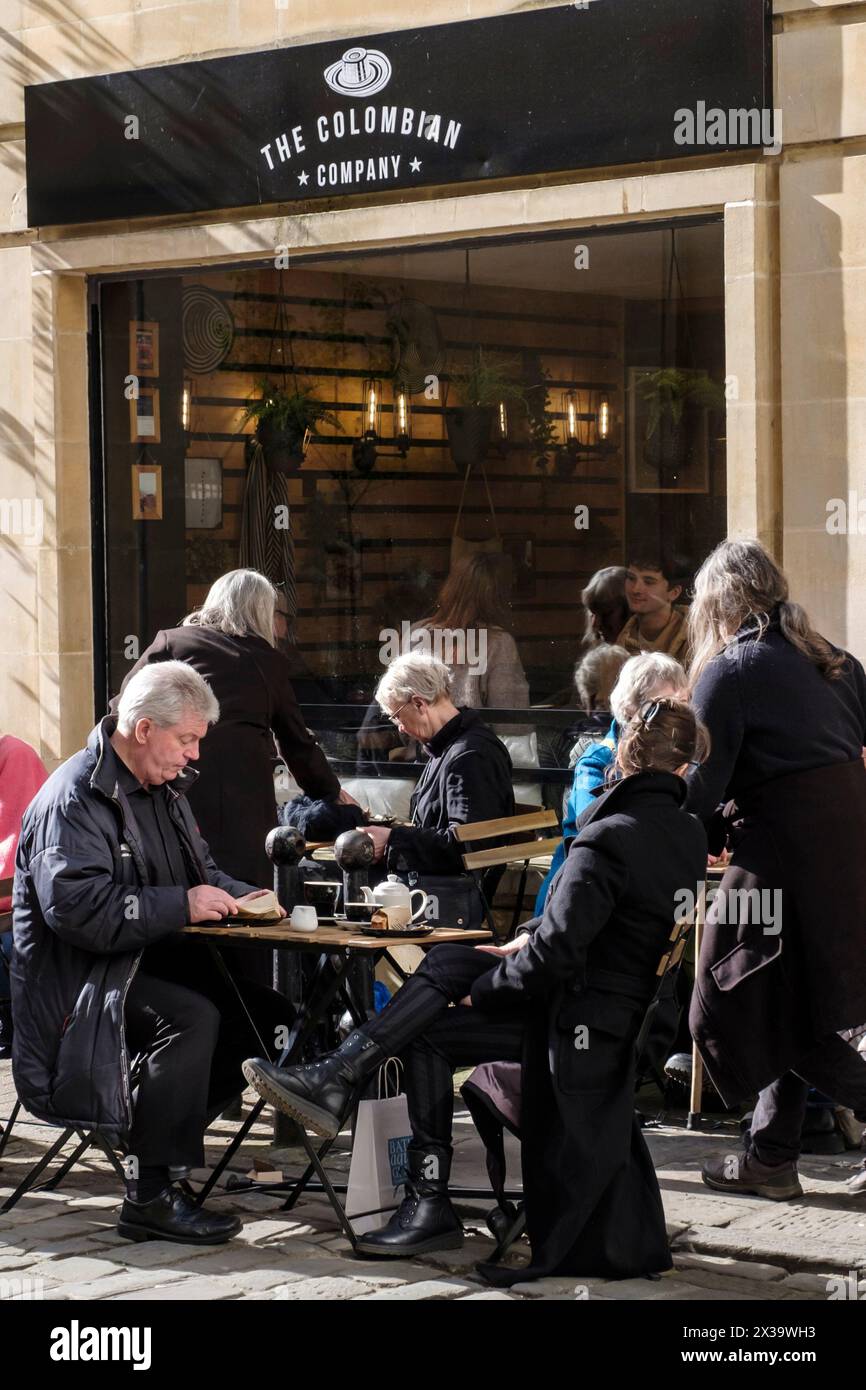 Al Fesco Lunch on a sunny saturday lunch time in historic Bath Somerset UK  The Columbian Company cafe Stock Photo