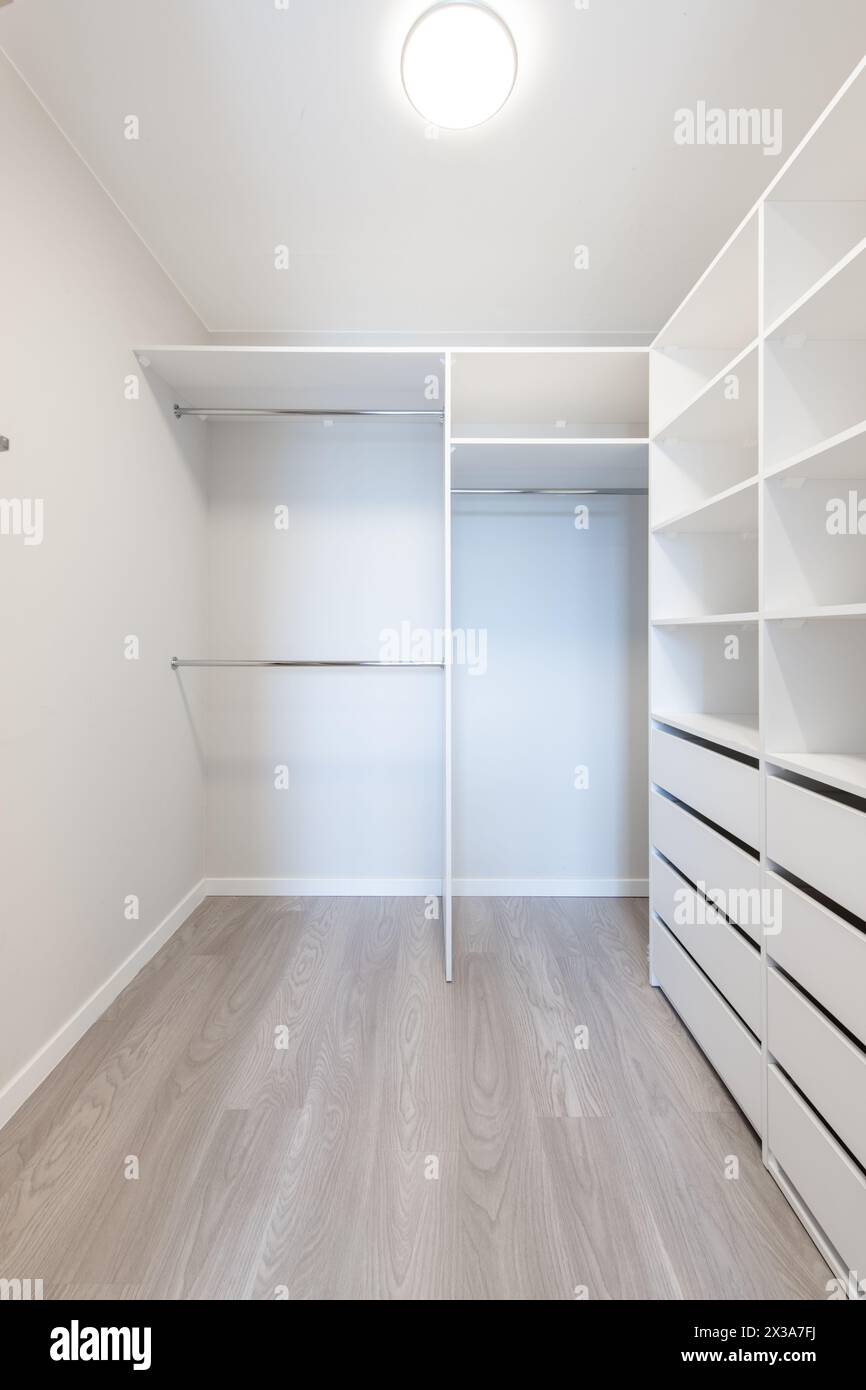 Large walk in closet hi-res stock photography and images - Alamy