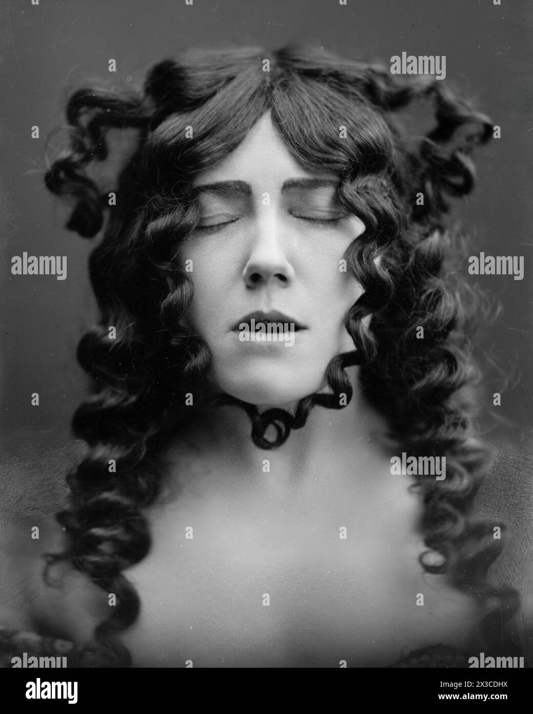 Atelier Jaeger Gunnel Holzhausen in Samson and Delilah, Stora Teatern