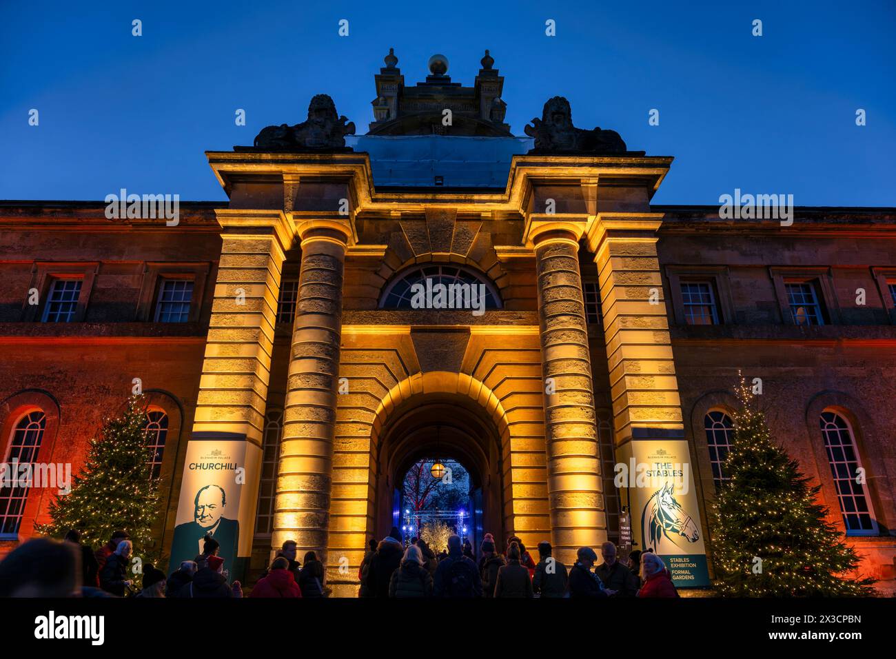 Blenheim palace christmas lights