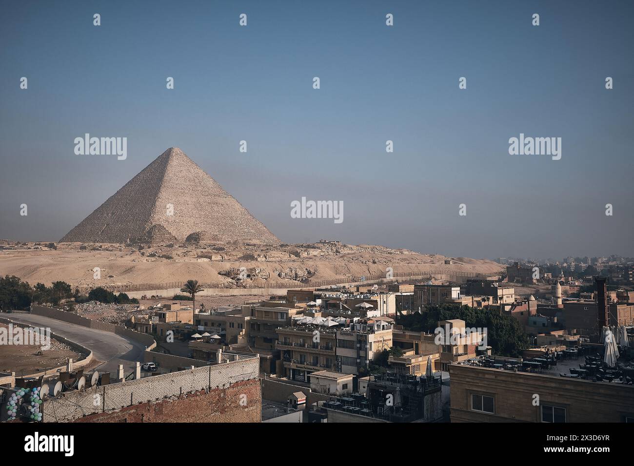 The Great Pyramid of Giza Stock Photo - Alamy