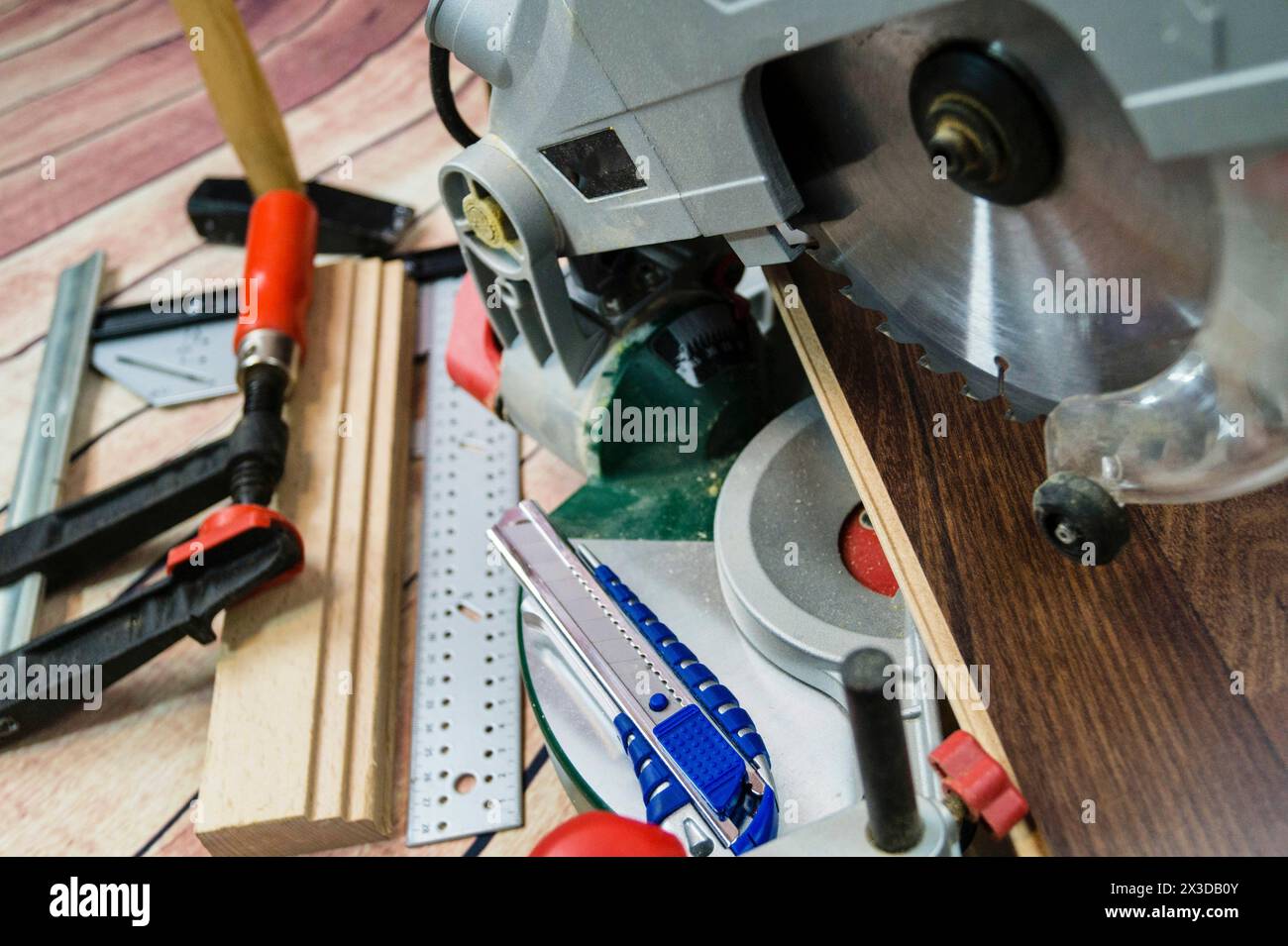 tools for laying laminate Stock Photo - Alamy