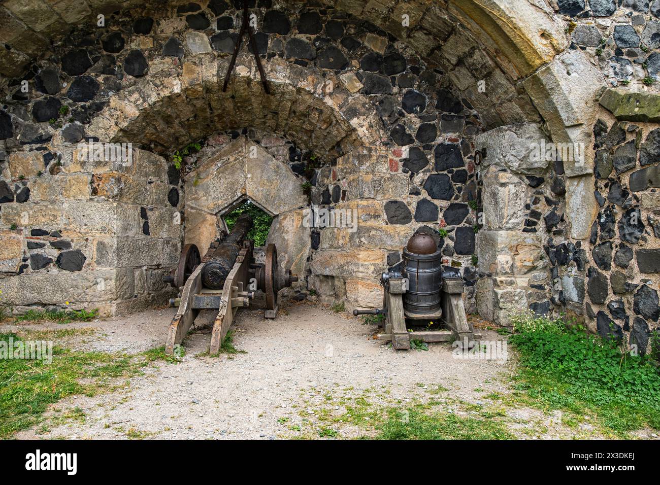 Historical artillery at the fortification wall of Stolpen Castle on the basalt hill of Stolpen, Saxony, Germany, for editorial use only. Stock Photo