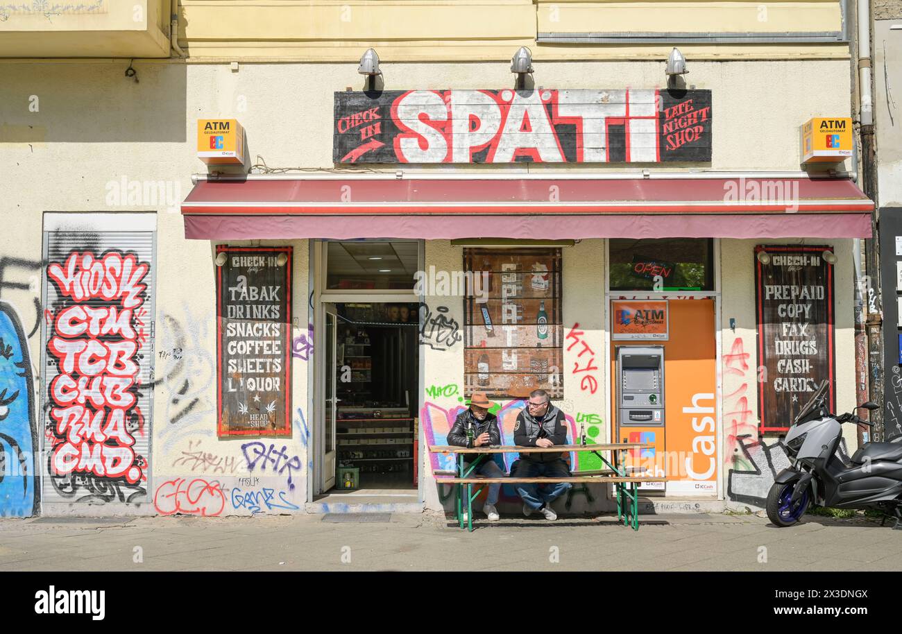 Späti, Hasenheide, Kreuzberg, Friedrichshain-Kreuzberg, Berlin, Deutschland Stock Photo