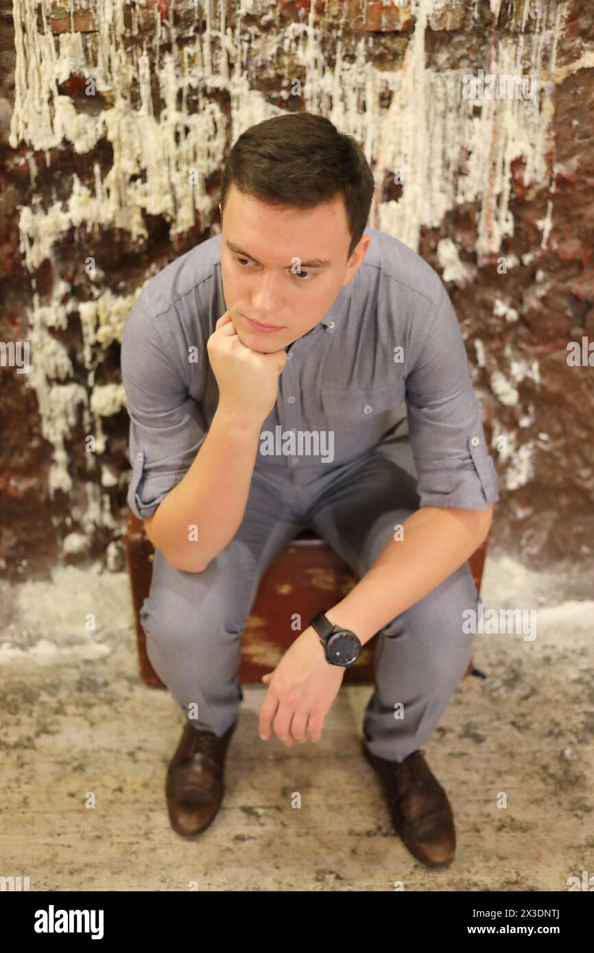 Head shoulders legs hi-res stock photography and images - Alamy