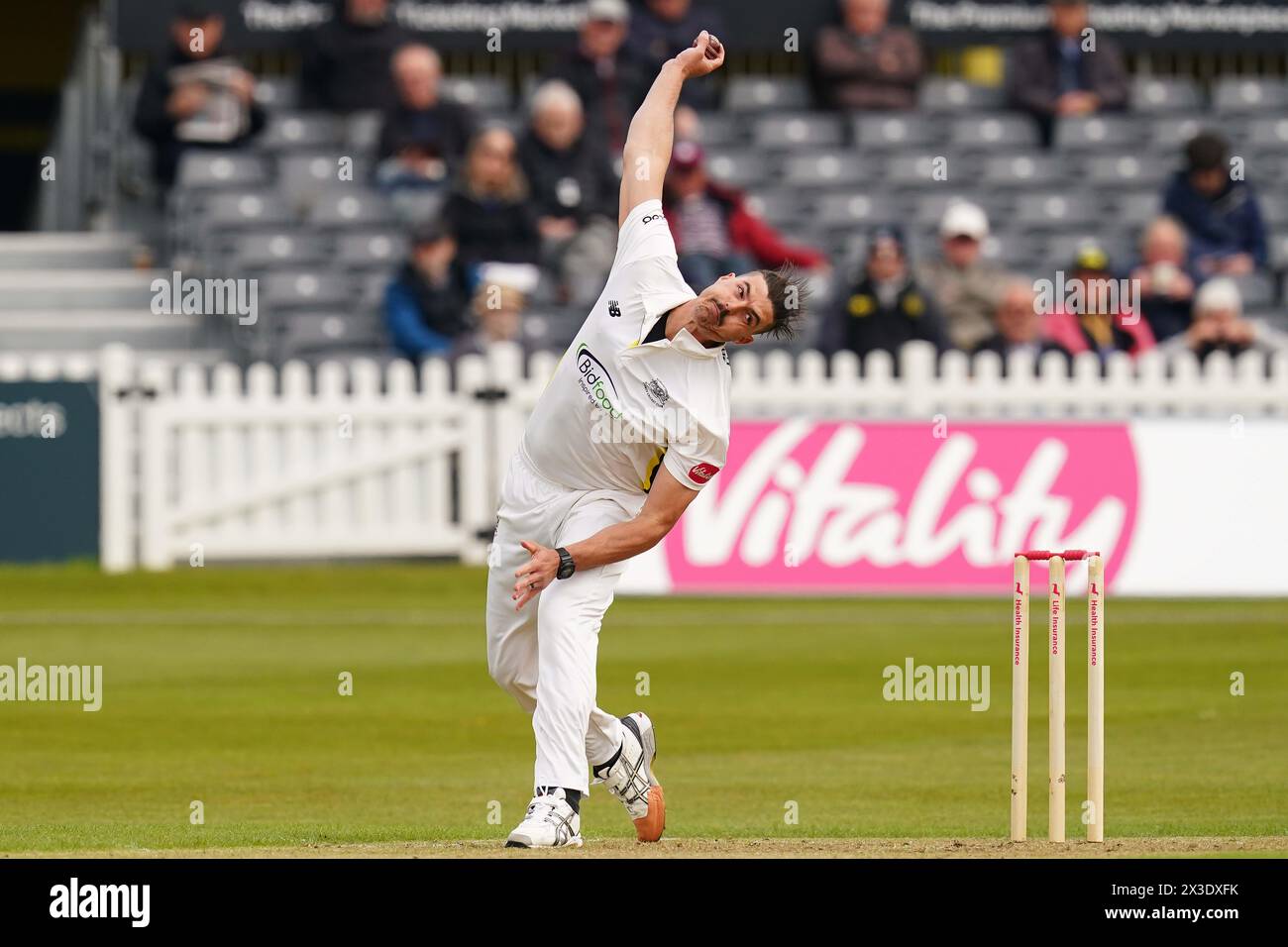 Bristol, UK, 26 April 2024. Gloucestershire's Marchant de Lange bowling during the Vitality County Championship Division Two match between Gloucestershire and Middlesex. Credit: Robbie Stephenson/Gloucestershire Cricket/Alamy Live News Stock Photo