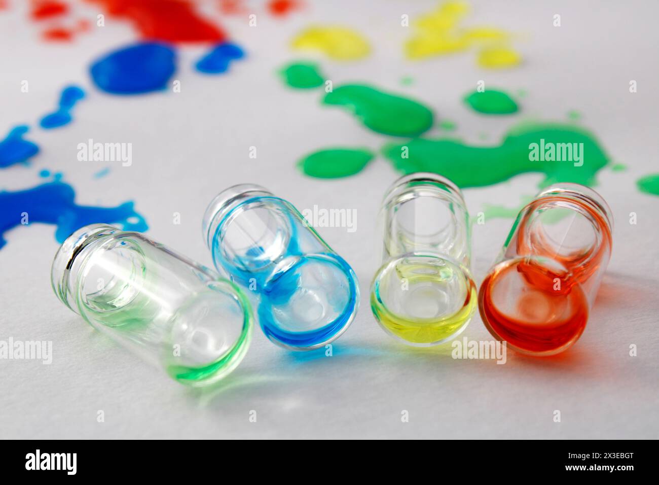 Spilled colors hi-res stock photography and images - Alamy
