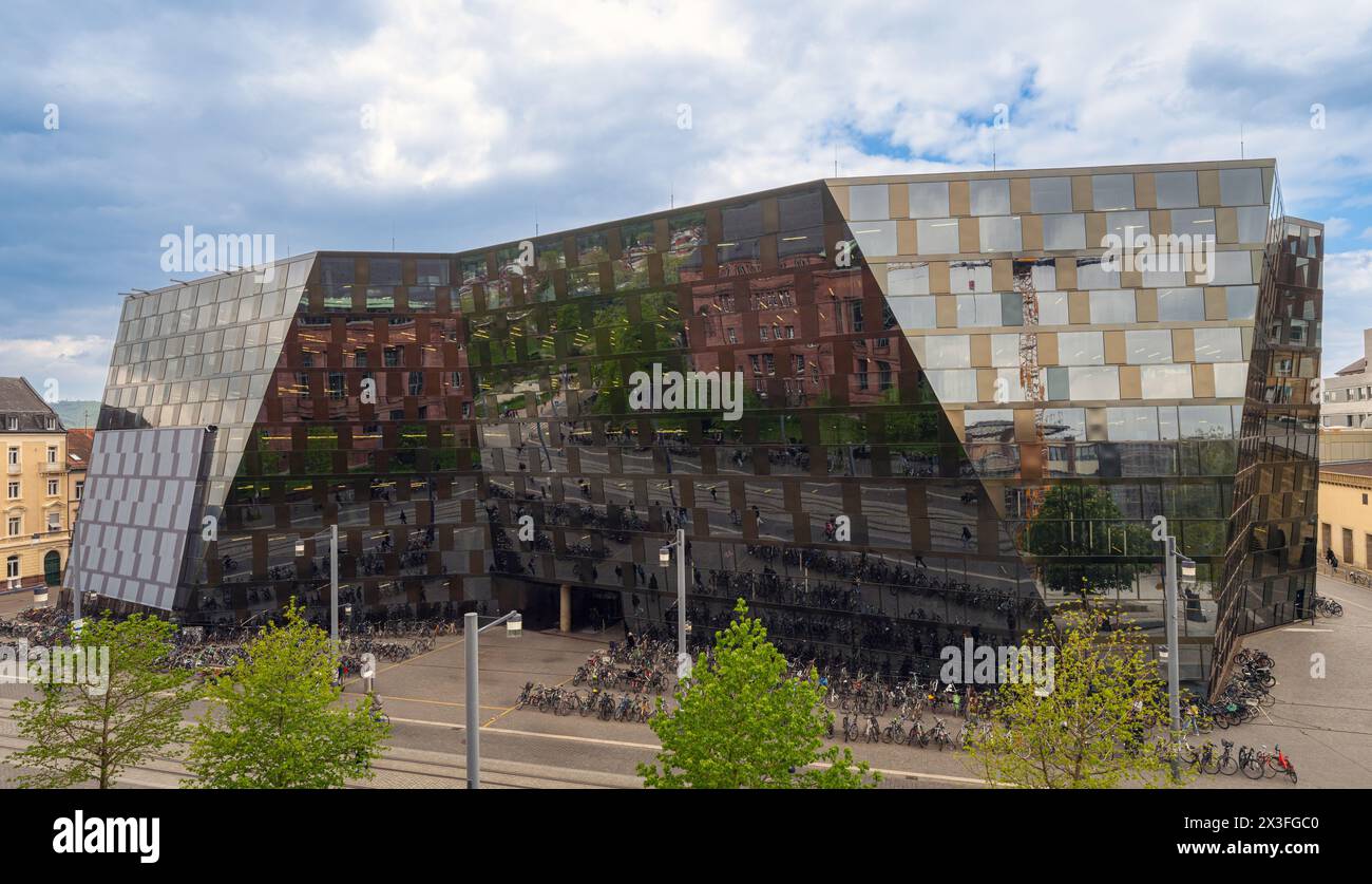 Freiburg - Modern building of the University Library with blue sky. Baden Wuerttemberg, Germany, Europe Stock Photo