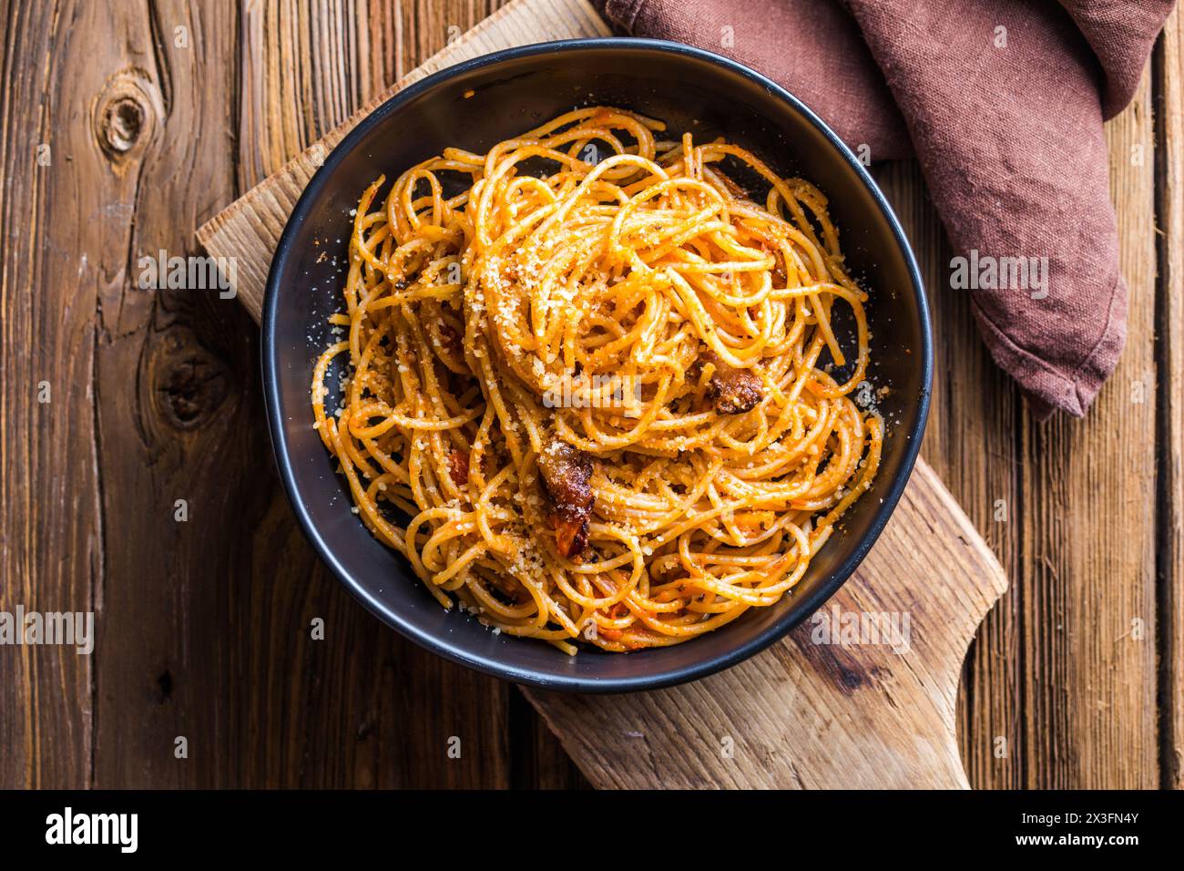 Spaghetti alla puttanesca - italian pasta dish Stock Photo