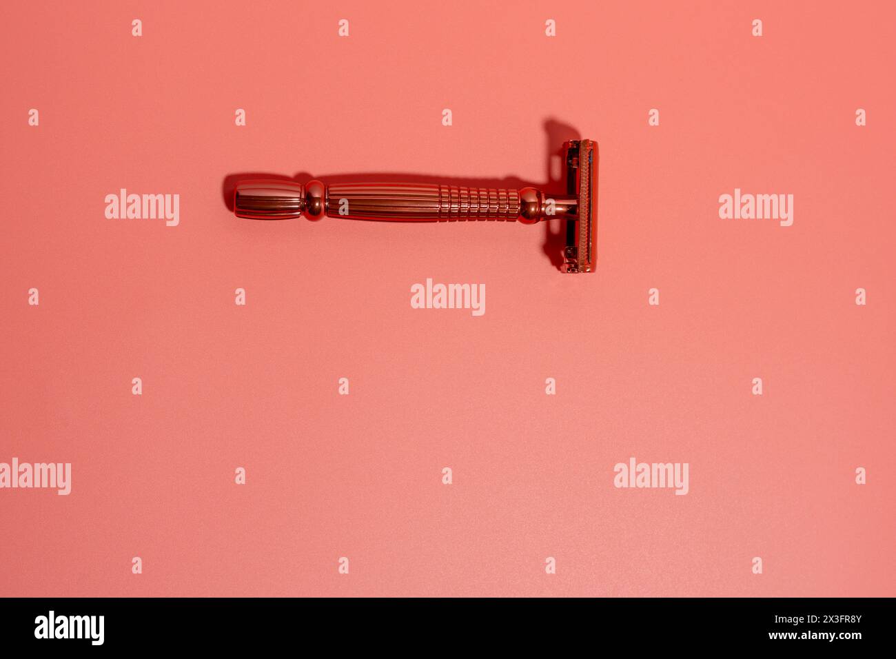 Razor close up hi-res stock photography and images - Alamy