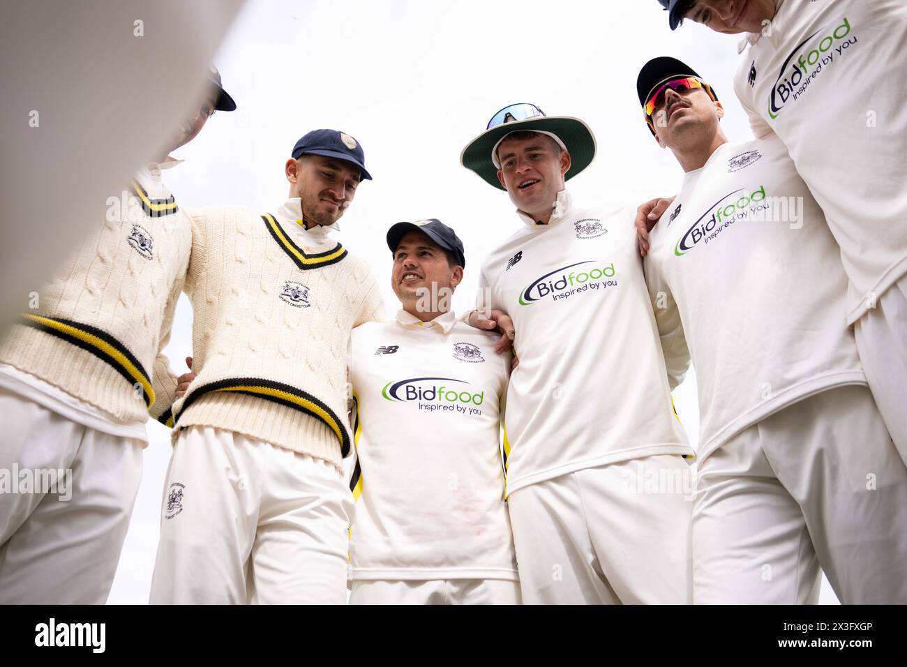 Bristol, UK, 26 April 2024. Gloucestershire's Graeme van Buuren leads the team talk in the huddle during the Vitality County Championship Division Two match between Gloucestershire and Middlesex. Credit: Robbie Stephenson/Gloucestershire Cricket/Alamy Live News Stock Photo