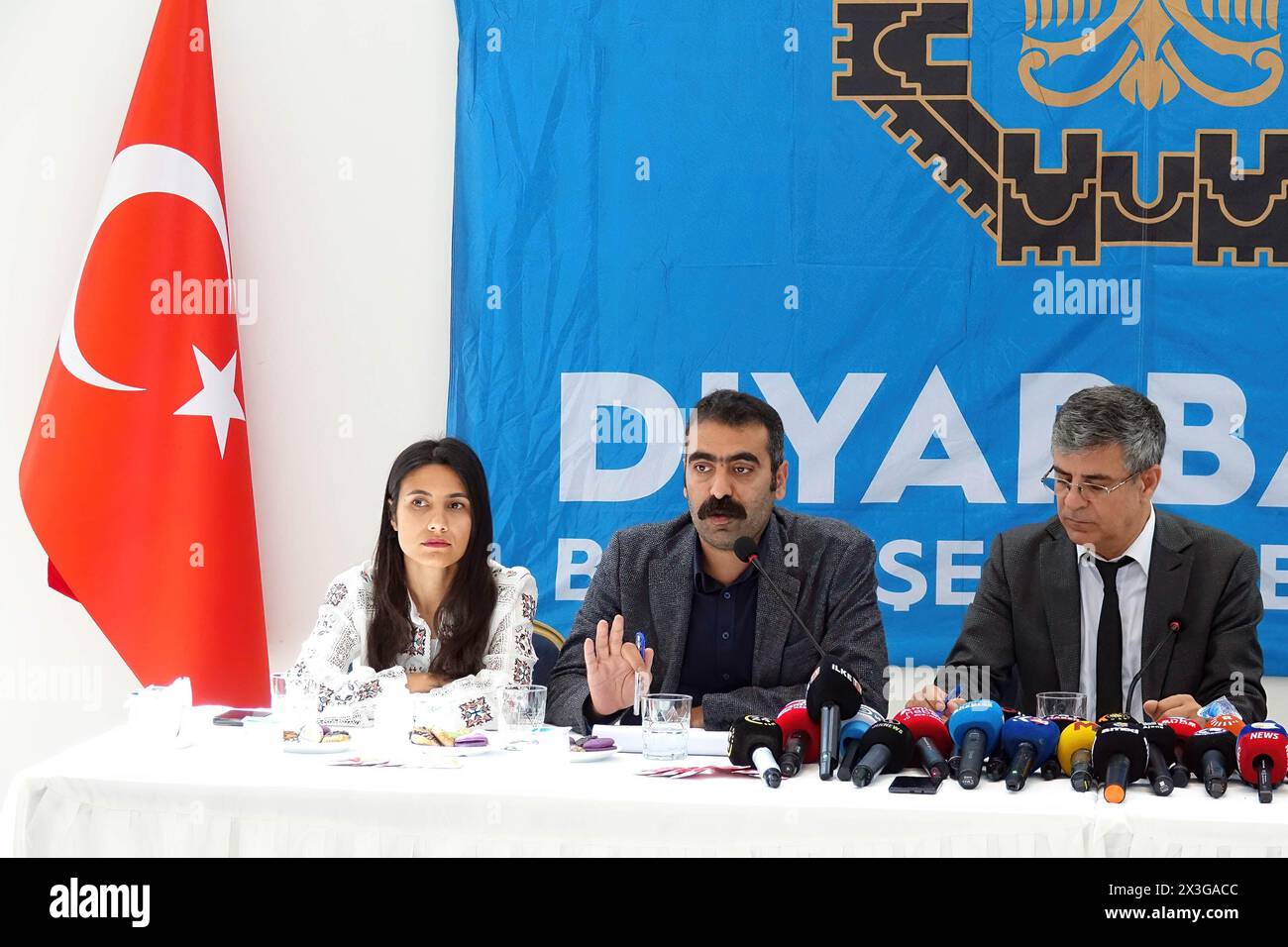 Diyarbakir Metropolitan Municipality Co-Mayor Dogan Hatun is seen making a statement about the large debts left to them by the Trustee appointed by the AK Party government. In Turkey, investigations initiated by the Ministry of Internal Affairs and Prosecutors' Offices regarding the allegations that the Turkish flag was raised in the municipal buildings and the Turkish national anthem was not sung about the Diyarbakir and Mardin Metropolitan Municipalities, which were won by the Kurdish opposition, and the Municipality of Diyarbak?r's Sur district, continue. The allegations and some images wer Stock Photo