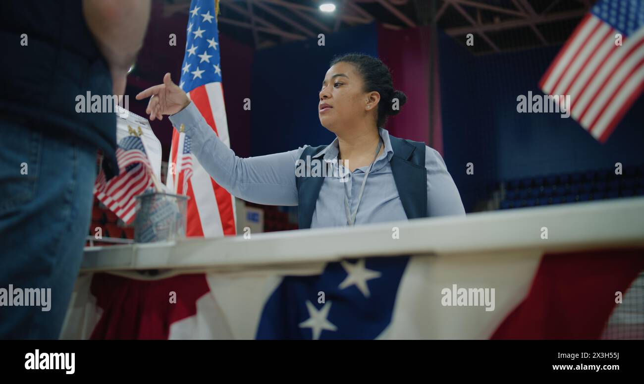 African american vote polling station hi-res stock photography and ...