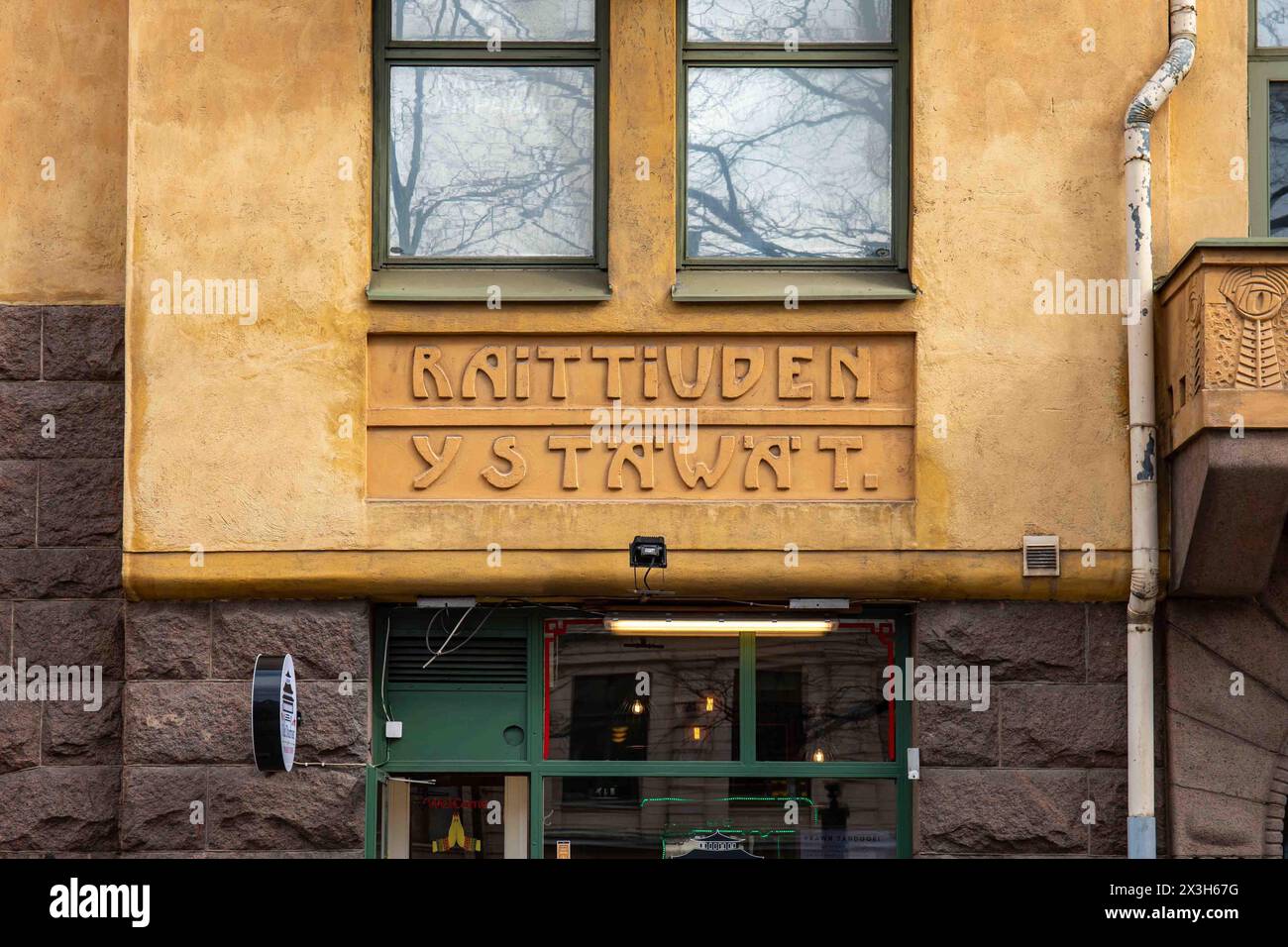 Raittiiuden ystäwät. Embedded text or relief text on Annankatu 29 wall in Kamppi district of Helsinki, Finland Stock Photo