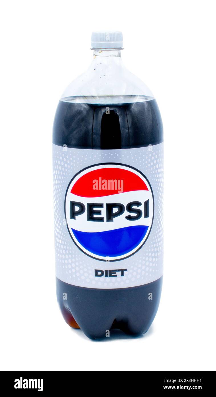 Ocala, FL USA January 4, 2024 Retail store diet Pepsi 2 liter soda pop on display isolated on white background. round red white and blue label logo. r Stock Photo