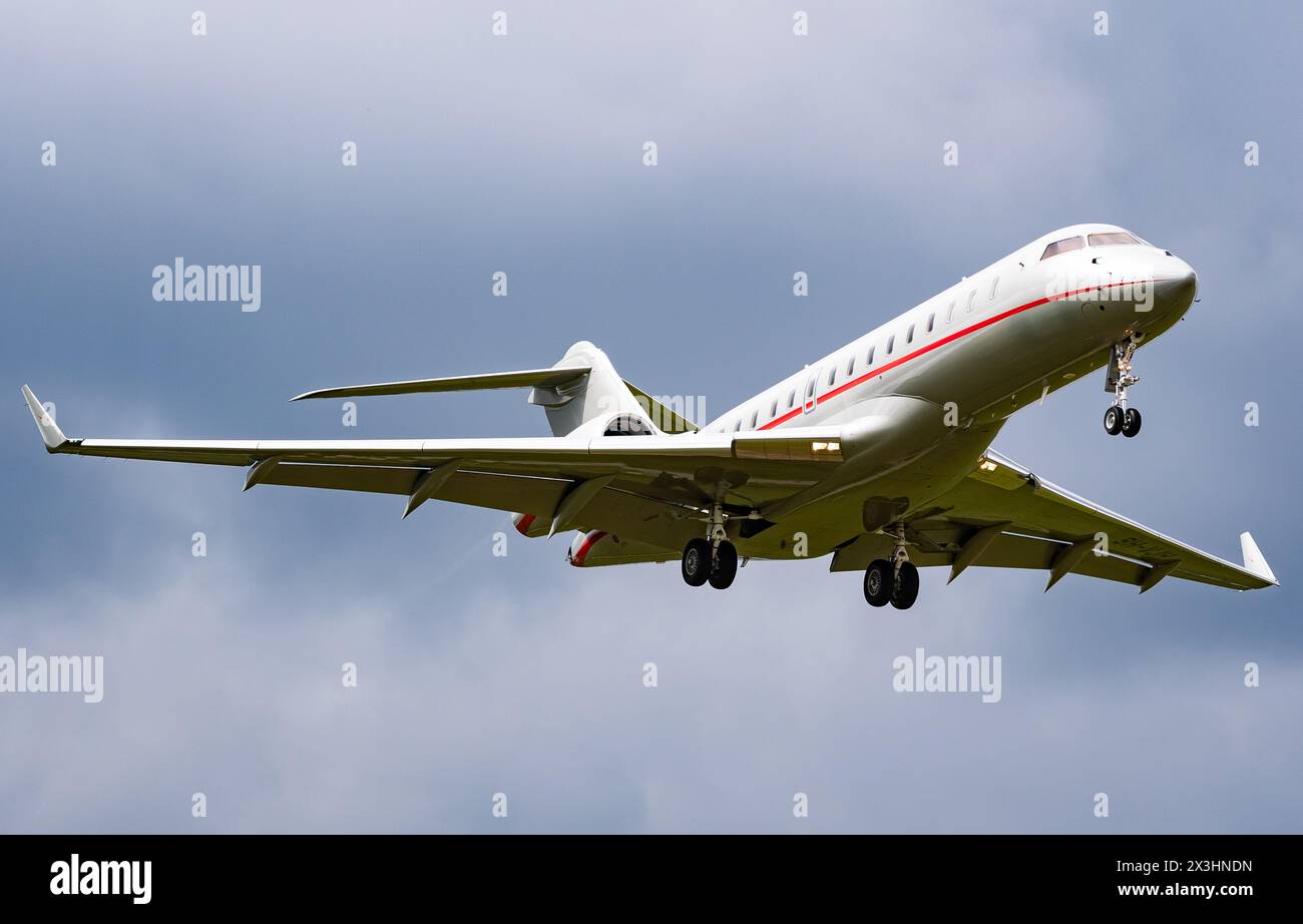 Vistajet business jet hi-res stock photography and images - Alamy