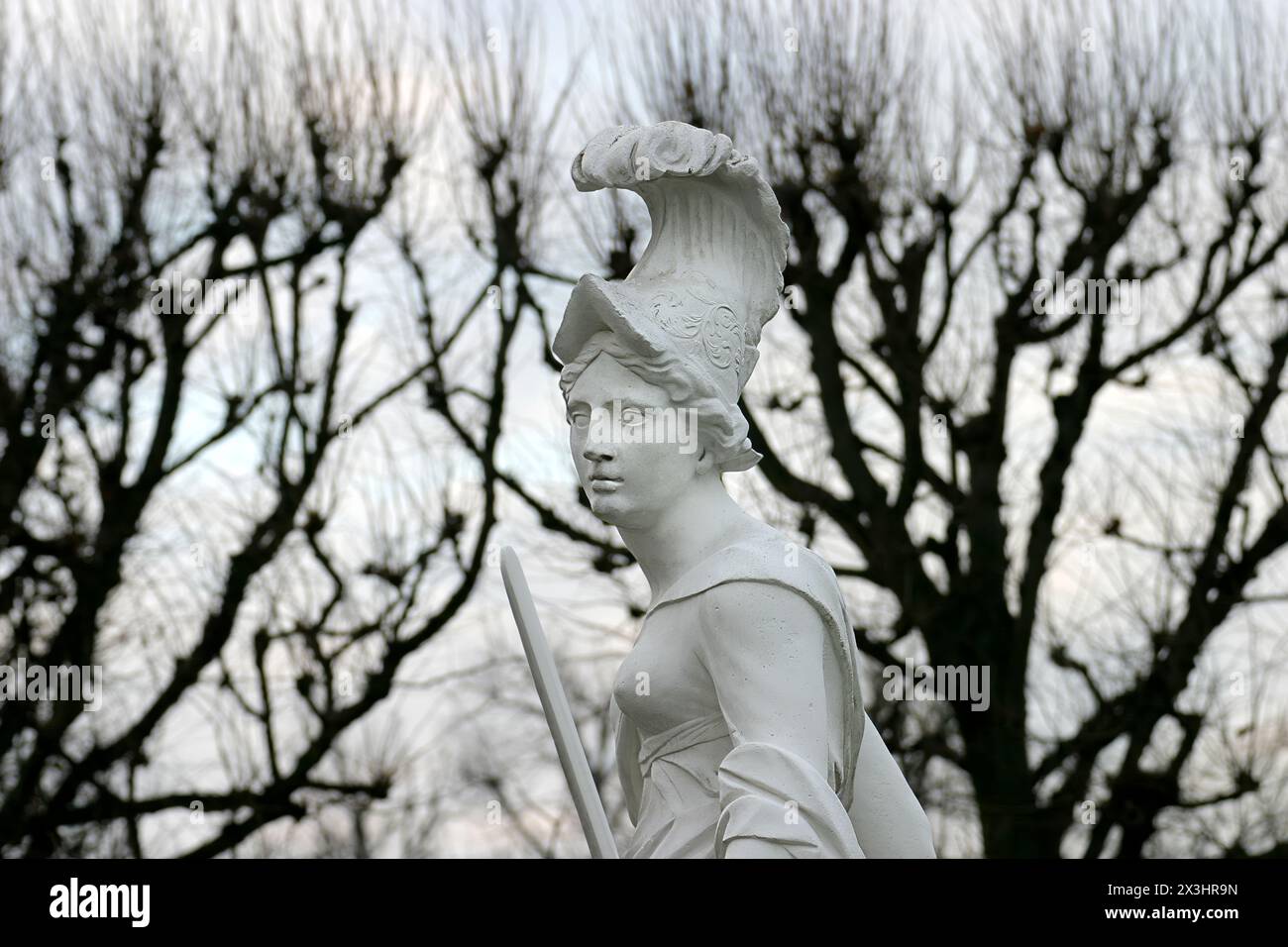 Greek sculpture, Grosser Garten garden in the Herrenhaeuser Gaerten gardens, Herrenhausen, Hanover, Lower Saxony, Germany, Europe Stock Photo