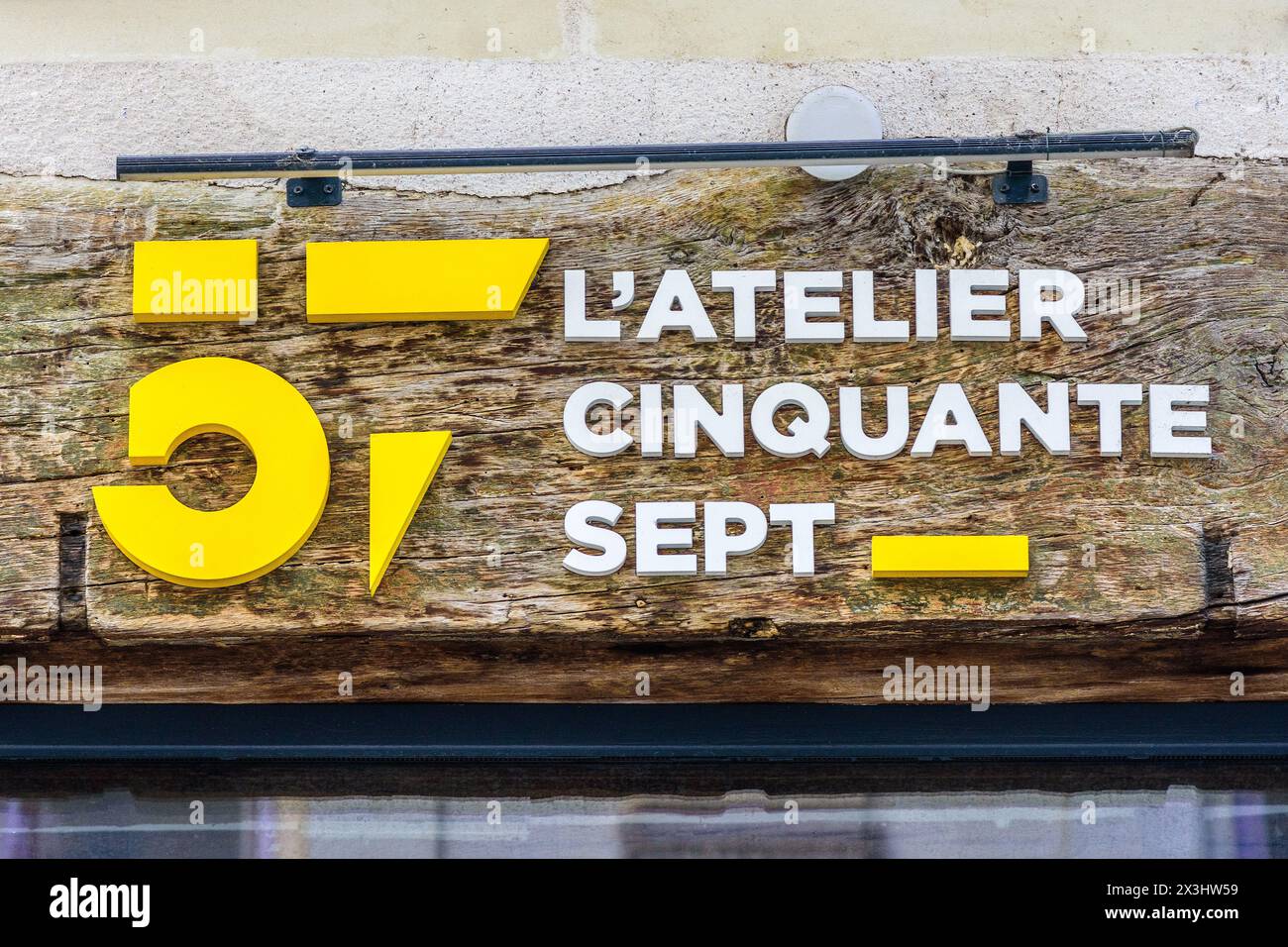 Modern '57' typography above city office workshop location - Tours, Indre-et-Loire (37), France. Stock Photo