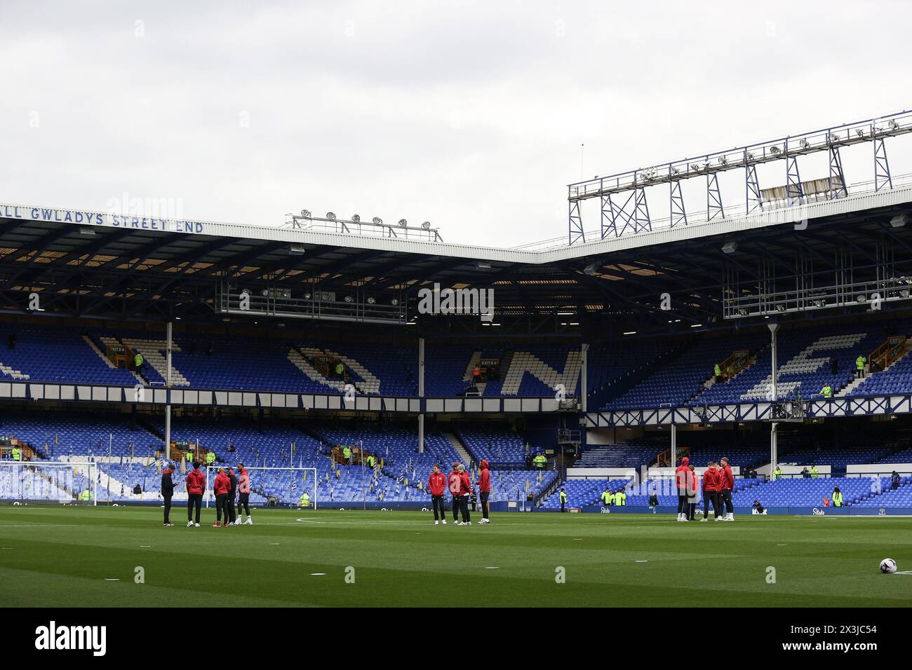 Goodison Park, Liverpool, UK. 27th Apr, 2024. Premier League Football, Everton versus Brentford; Brentford players inspect the pitch Credit: Action Plus Sports/Alamy Live News Stock Photo