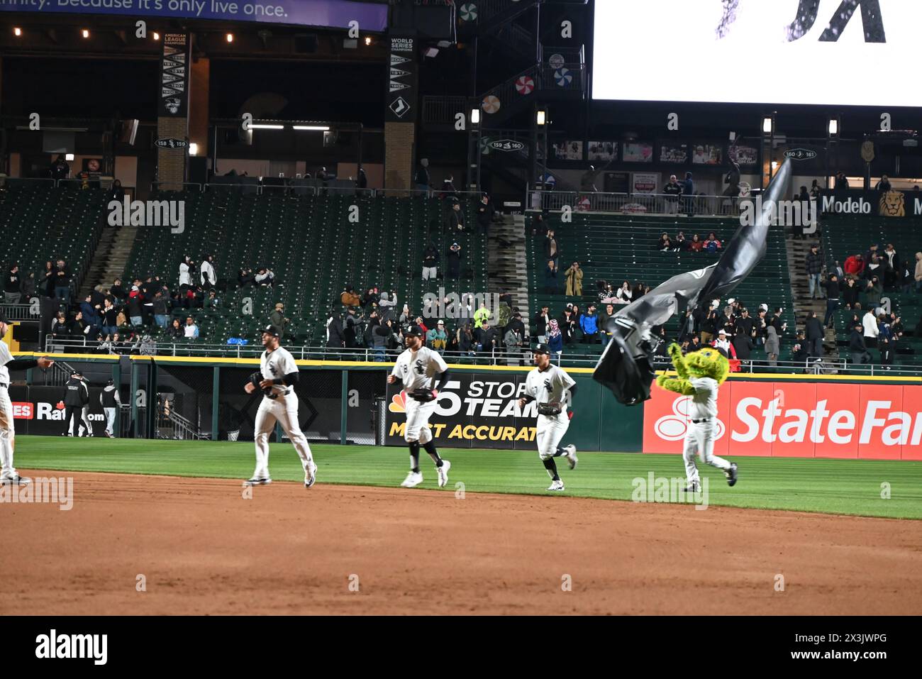 Chicago, United States. 26th Apr, 2024. The Chicago White Sox team takes to the field at the end of the Major League Baseball game to celebrate their win over the Tampa Bay Rays at Guaranteed Rate Field. Final score; Tampa Bay Rays 4 : 9 Chicago White Sox. Credit: SOPA Images Limited/Alamy Live News Stock Photo