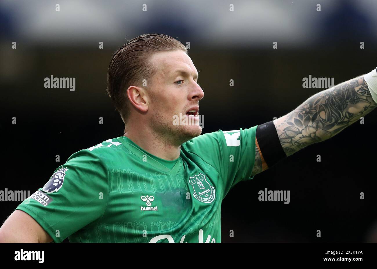 Goodison Park, Liverpool, UK. 27th Apr, 2024. Premier League Football, Everton versus Brentford; Everton goalkeeper Jordan Pickford gives directions to his team mates Credit: Action Plus Sports/Alamy Live News Stock Photo
