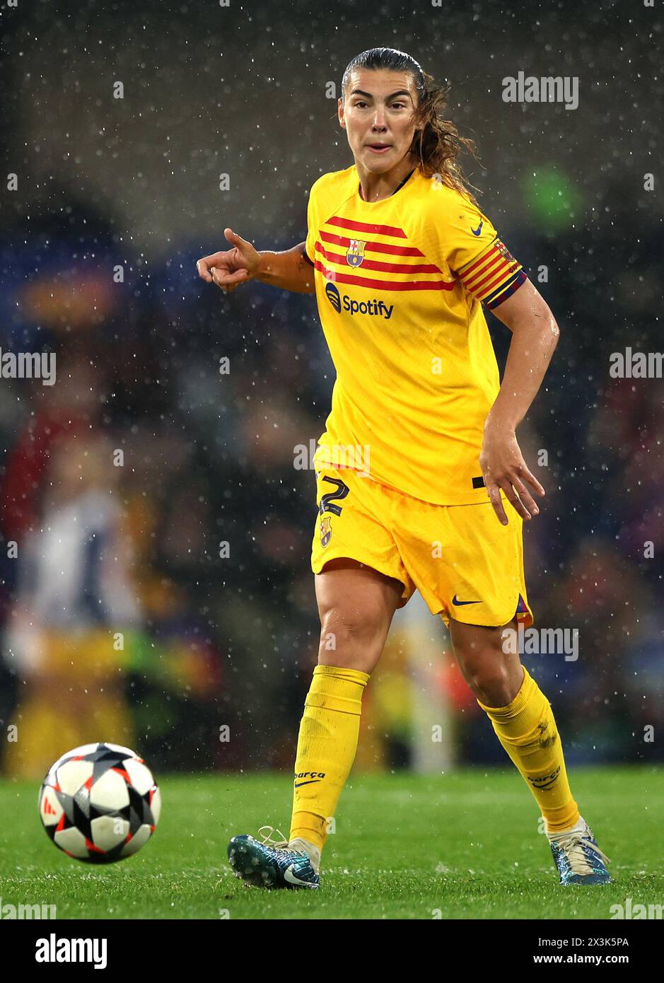 Spain beats USA 2-0 with goals from Patri Guijarro and Eva Navarro Spain beats USA 2-0 with goals from Patri Guijarro and Eva Navarro